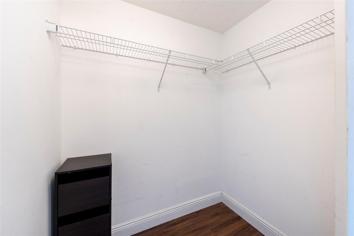 image Brickell on the River South18