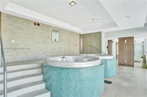 image Brickell on the River South22