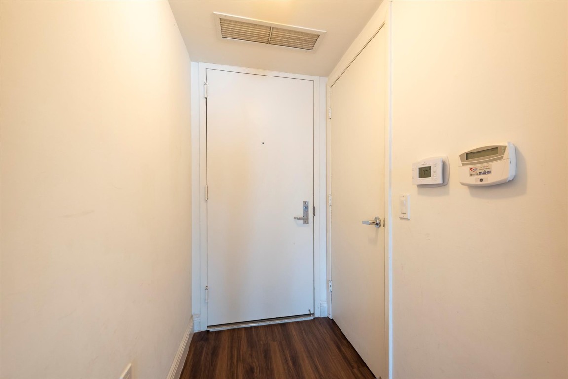 image Brickell on the River South3