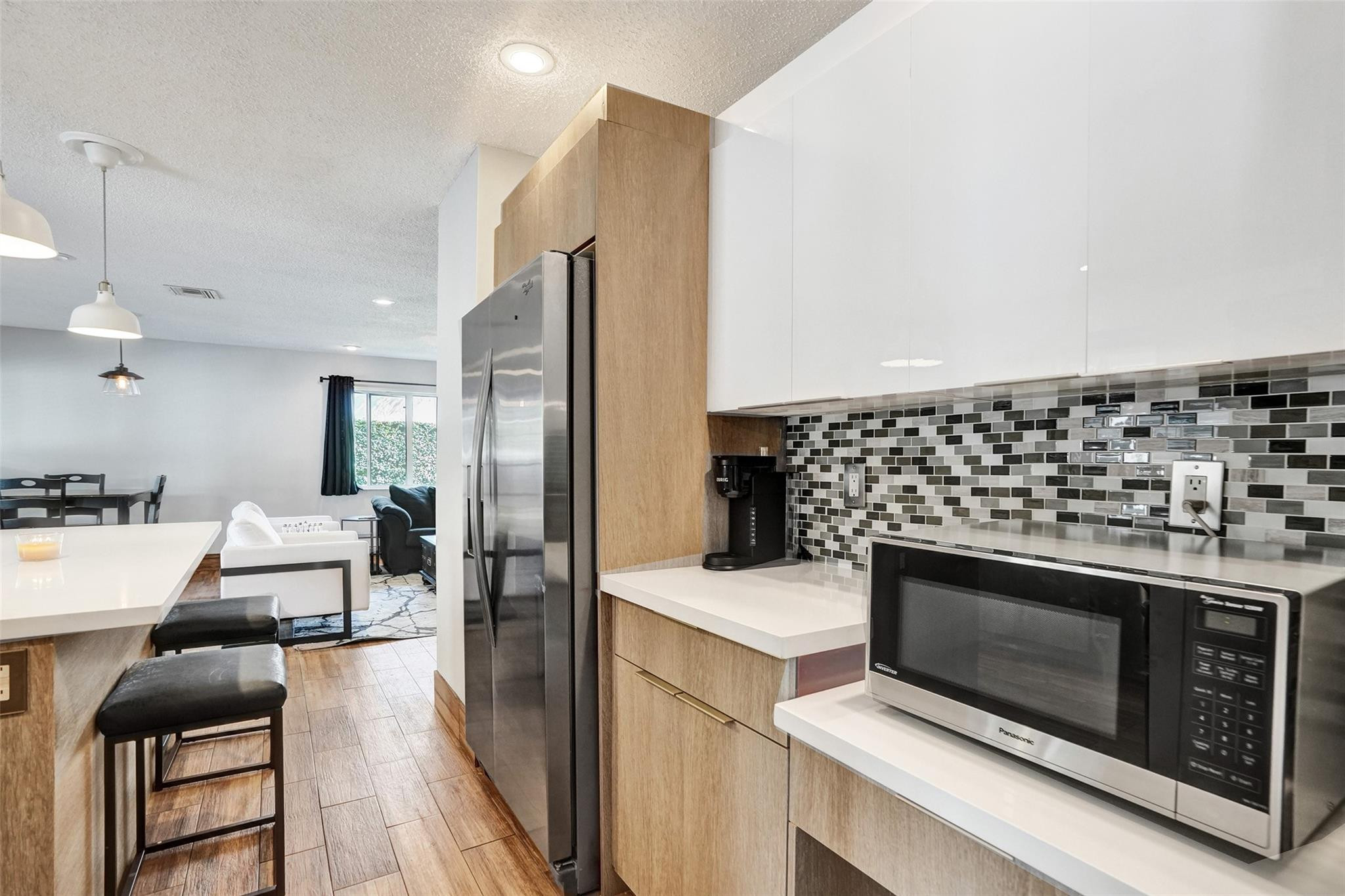 19321 NW 10th Pembroke Pines, FL 33029