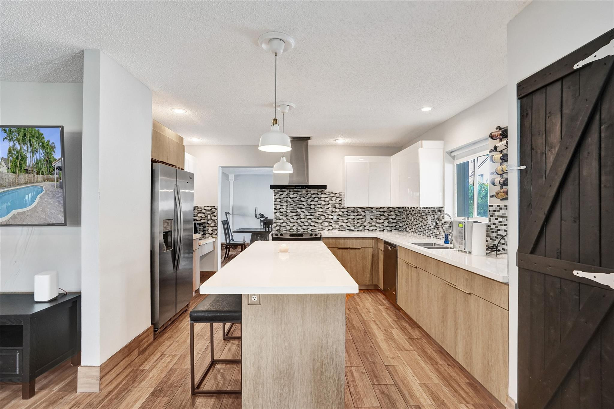 19321 NW 10th Pembroke Pines, FL 33029