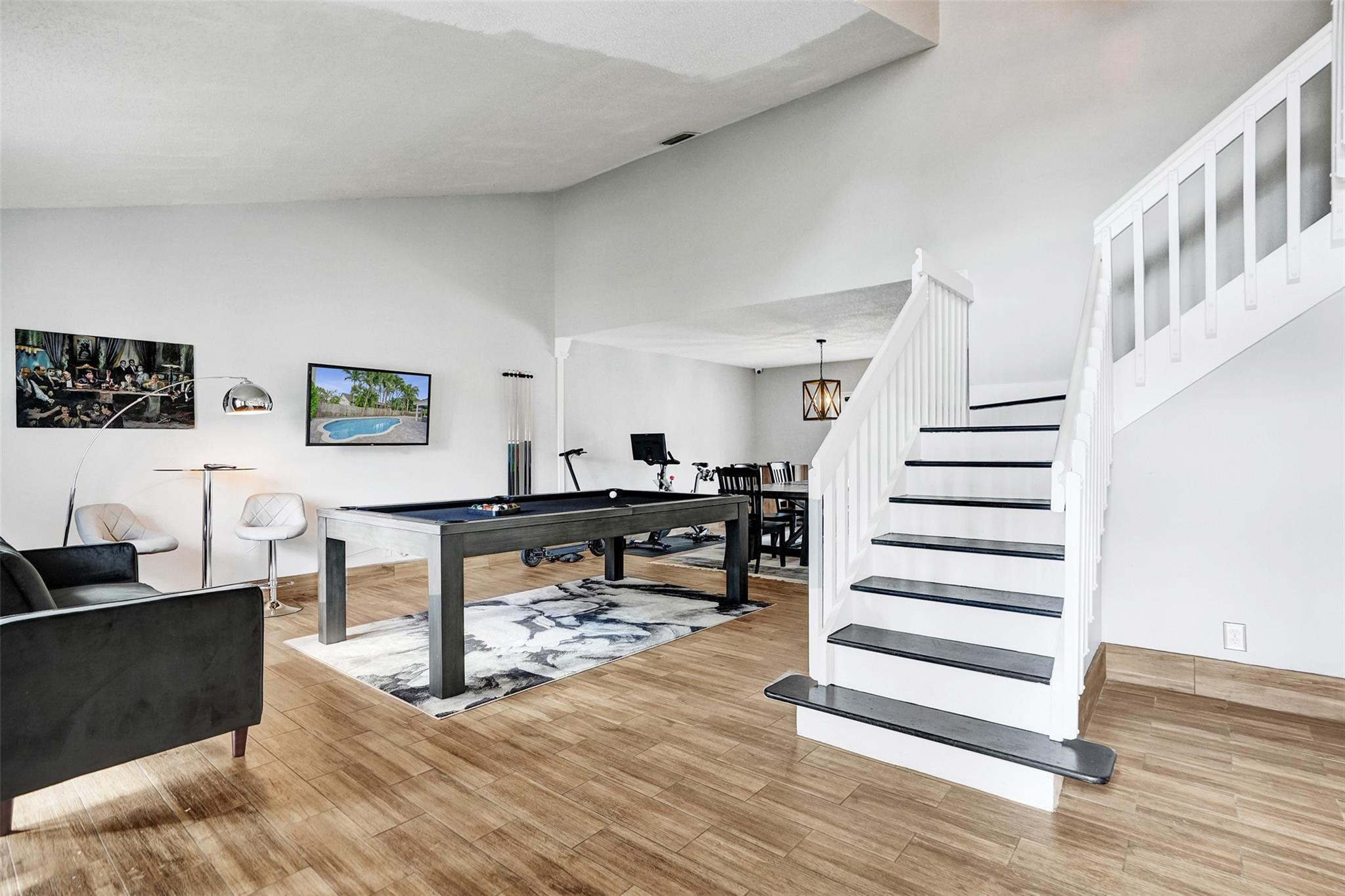 19321 NW 10th Pembroke Pines, FL 33029