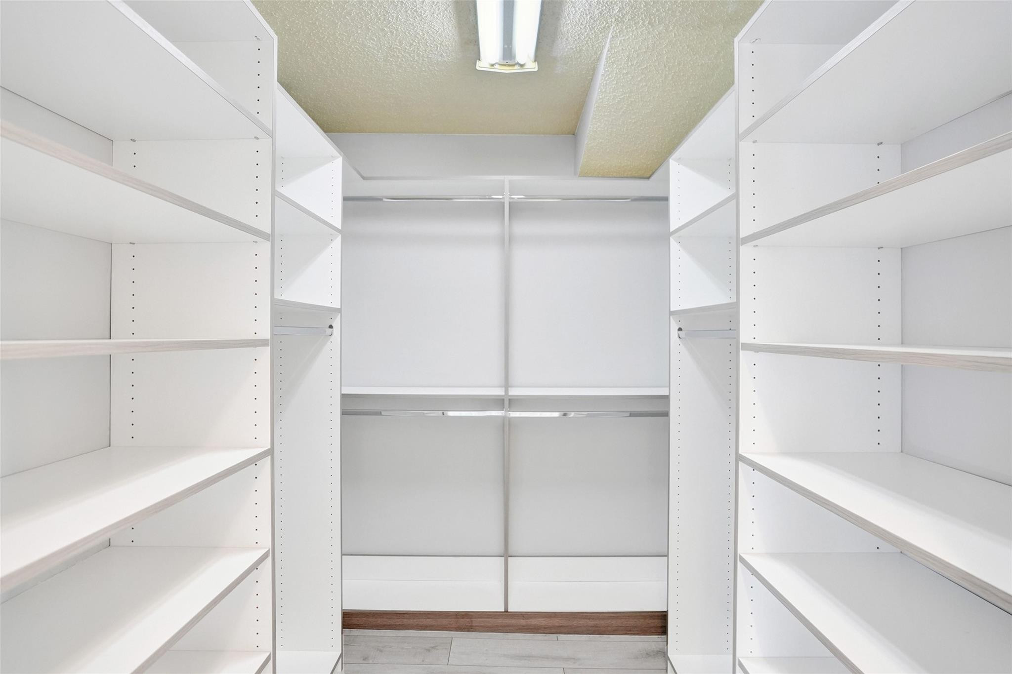 19321 NW 10th Pembroke Pines, FL 33029