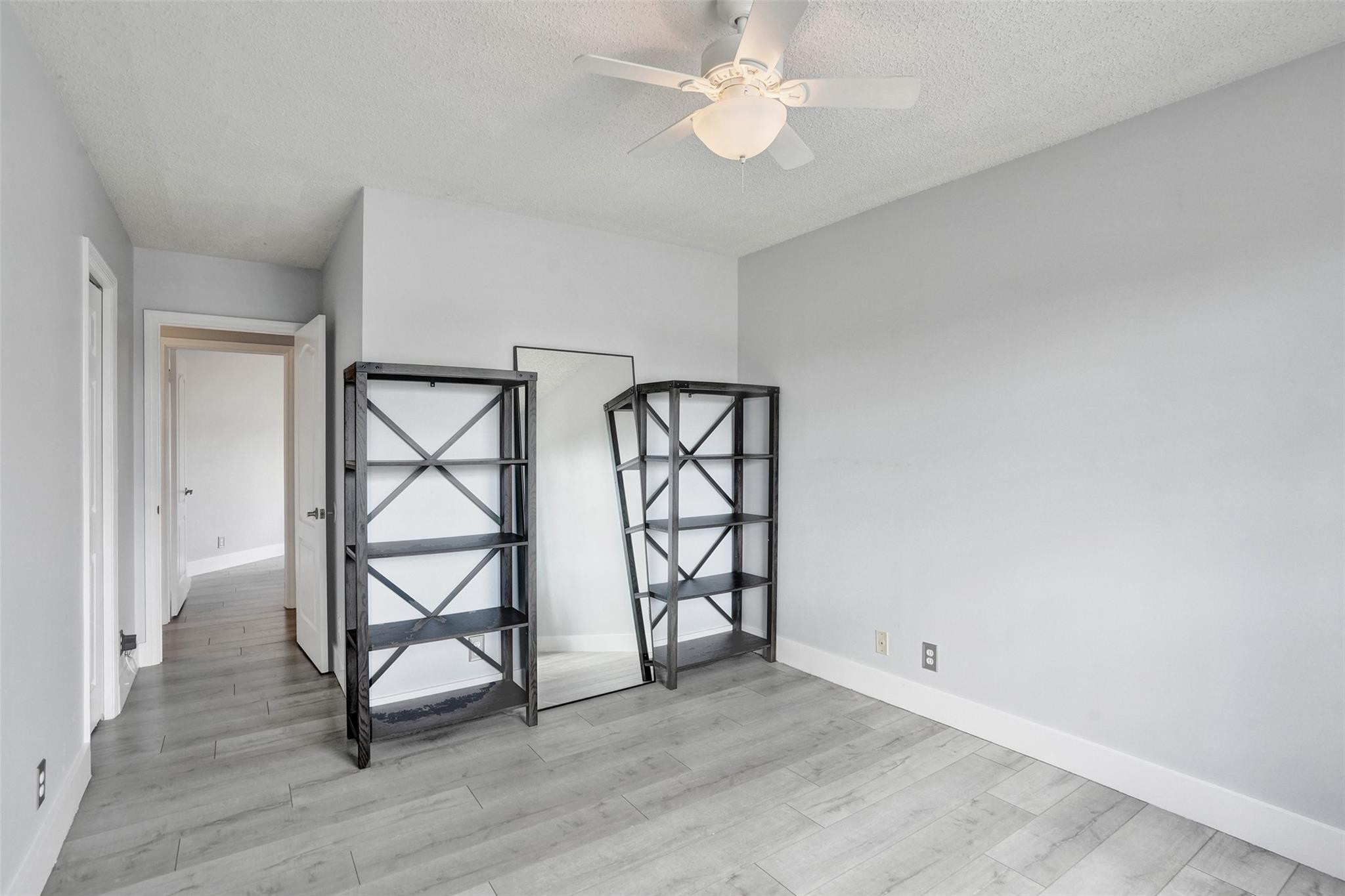 19321 NW 10th Pembroke Pines, FL 33029