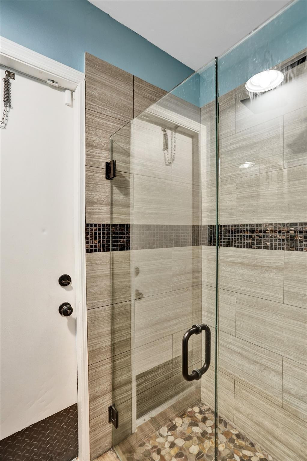 19321 NW 10th Pembroke Pines, FL 33029