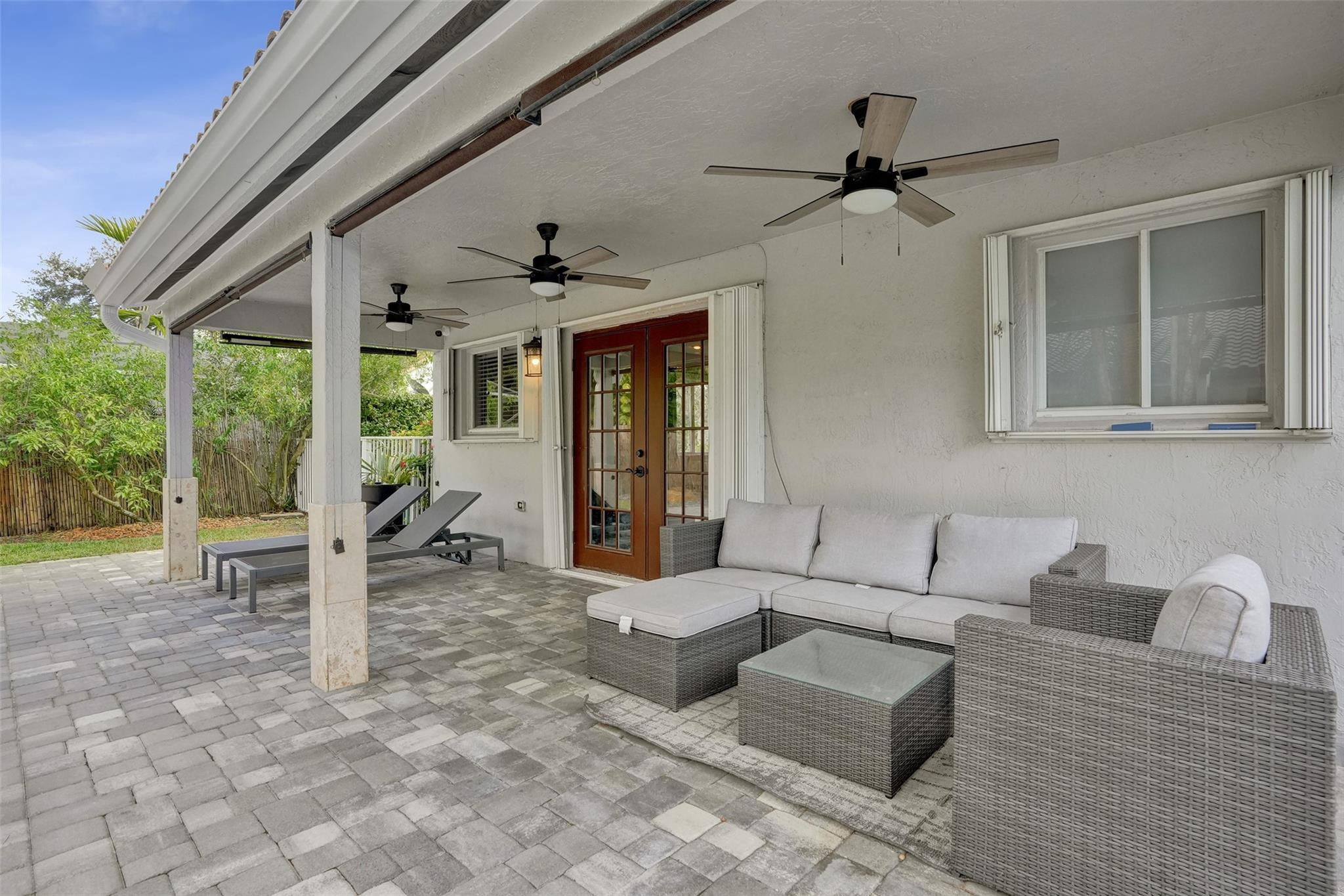 19321 NW 10th Pembroke Pines, FL 33029