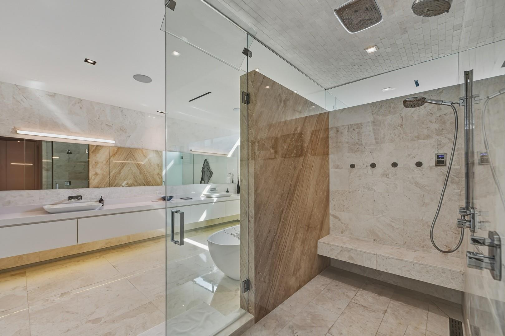 603 Solar Isle Fort Lauderdale, FL 33301