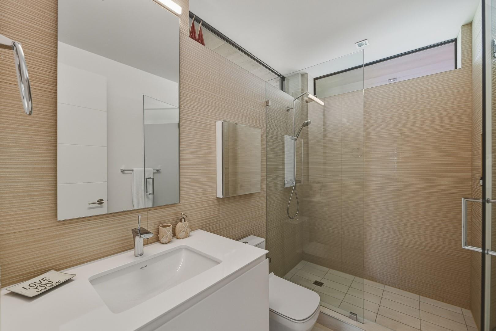 603 Solar Isle Fort Lauderdale, FL 33301