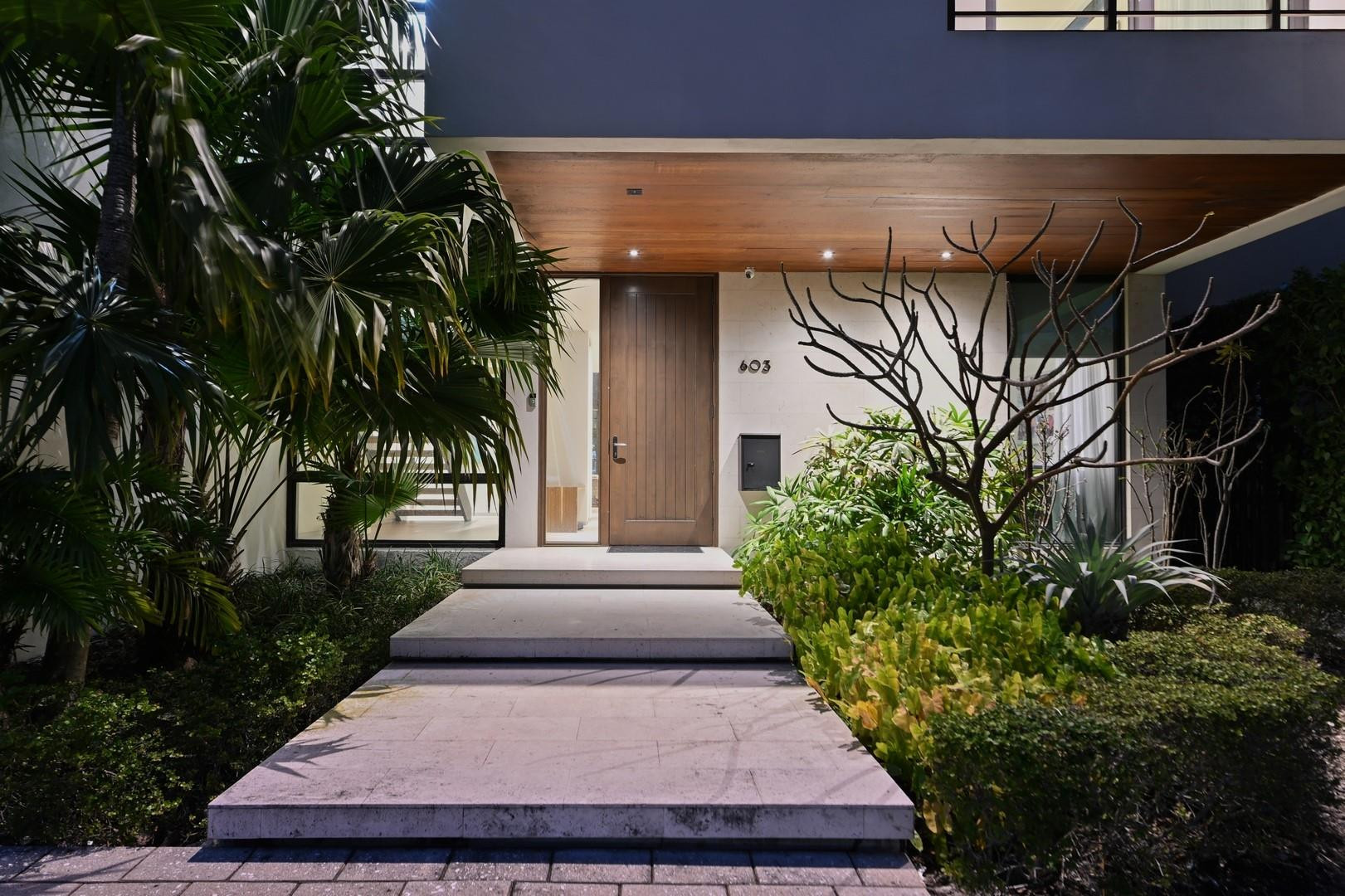 603 Solar Isle Fort Lauderdale, FL 33301