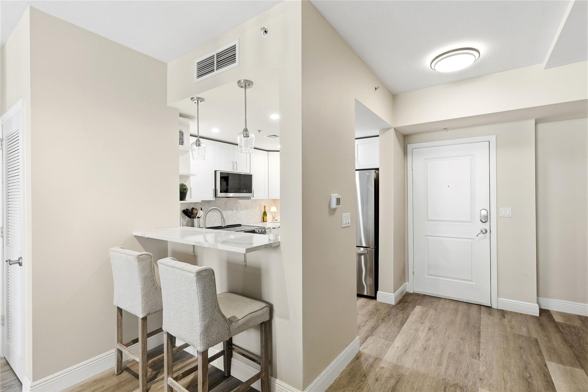 511 SE 5th #2122 Fort Lauderdale, FL 33301