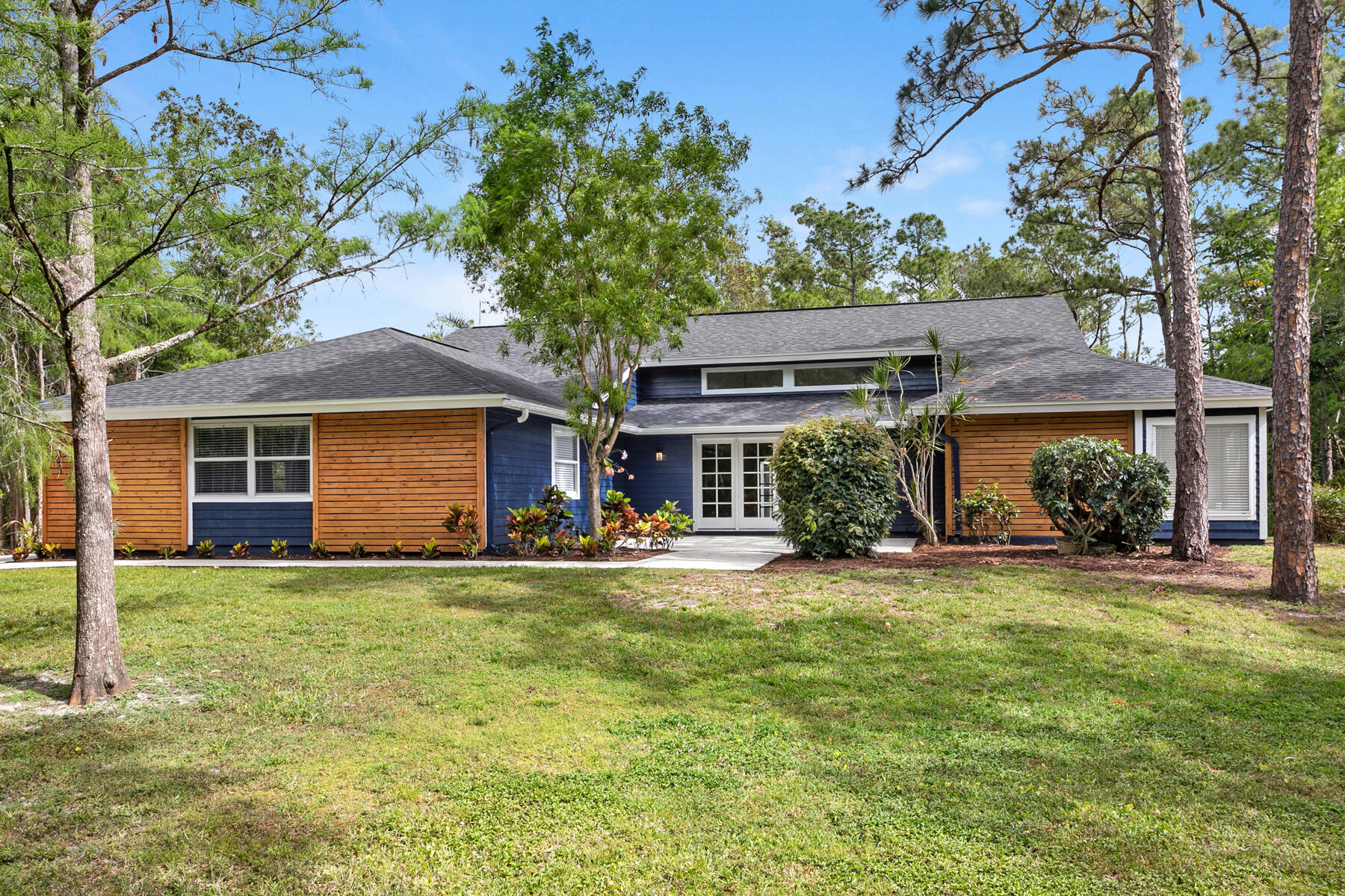 12423 N 158th Court