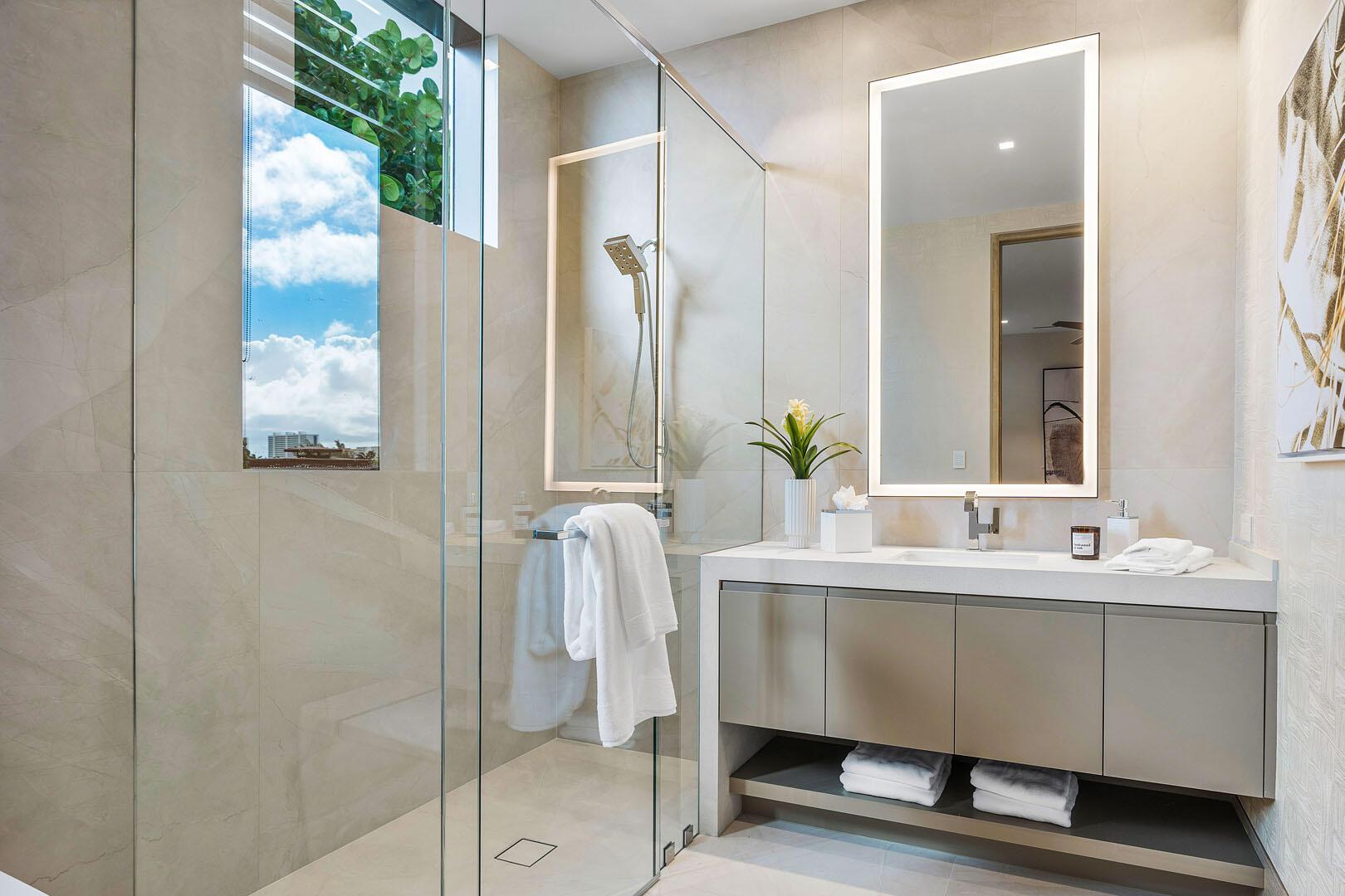 1520 Royal Palm Way Boca Raton, FL 33432