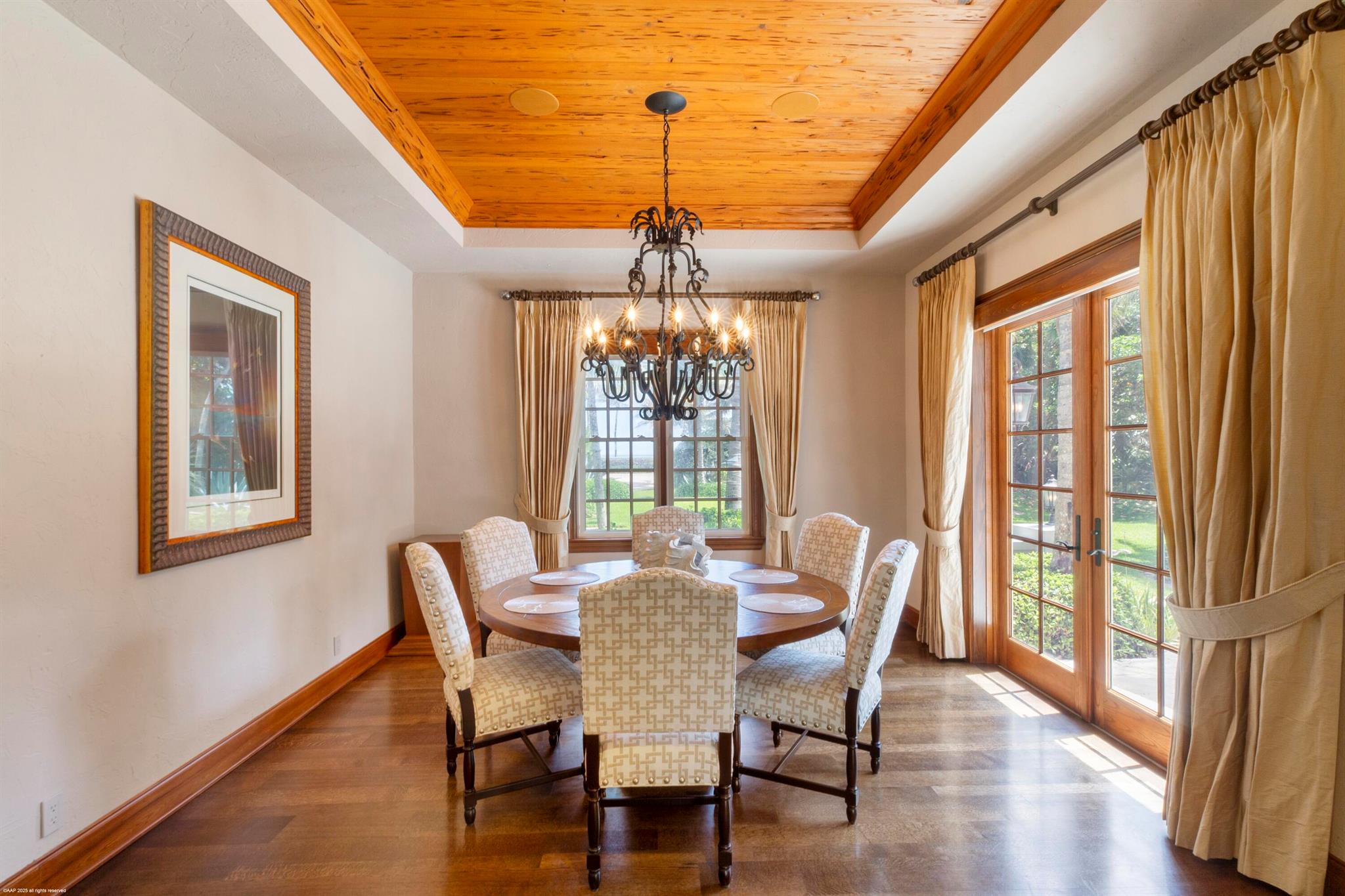 398 S Beach Rd Jupiter Island, FL 33455