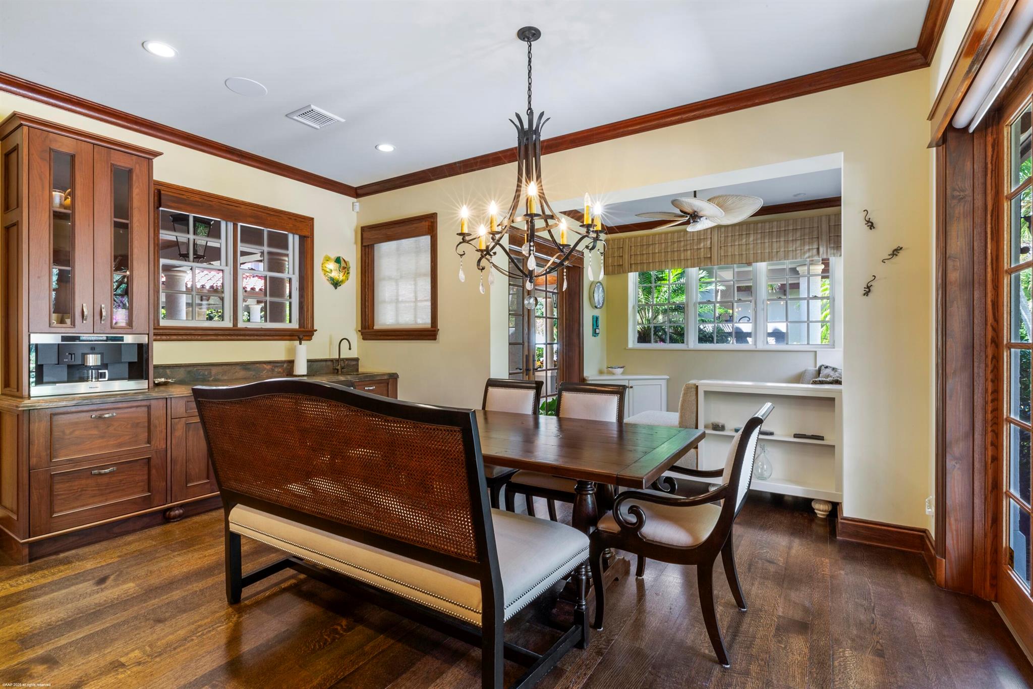 398 S Beach Rd Jupiter Island, FL 33455