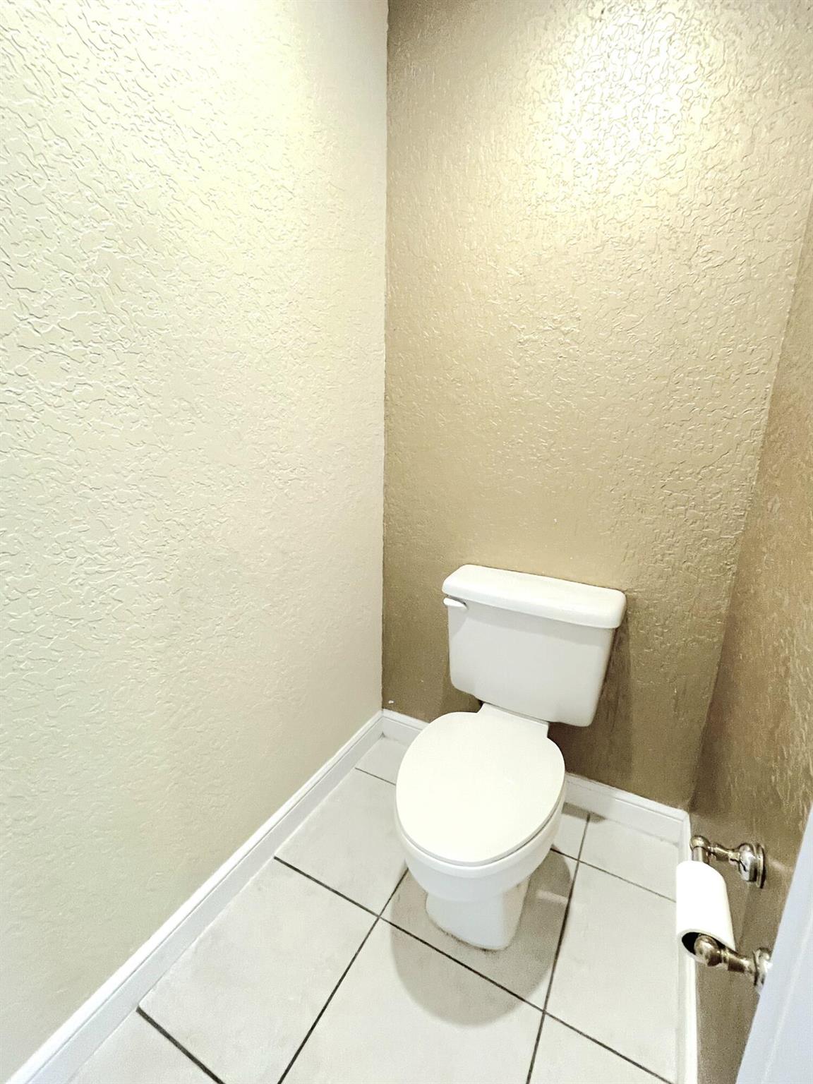 6616 NW 43rd Ter Boca Raton, FL 33496