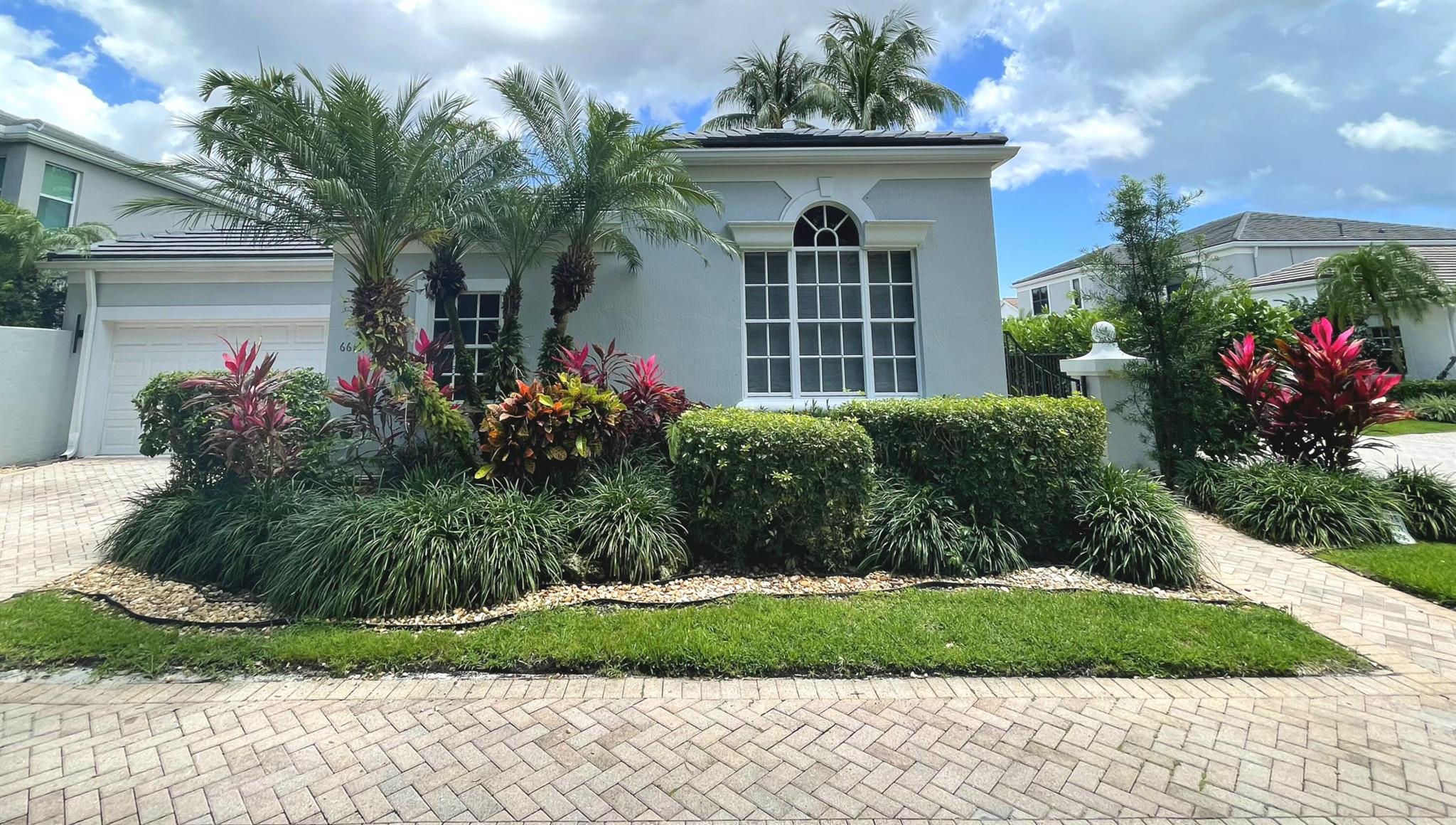 6616 NW 43rd Ter Boca Raton, FL 33496
