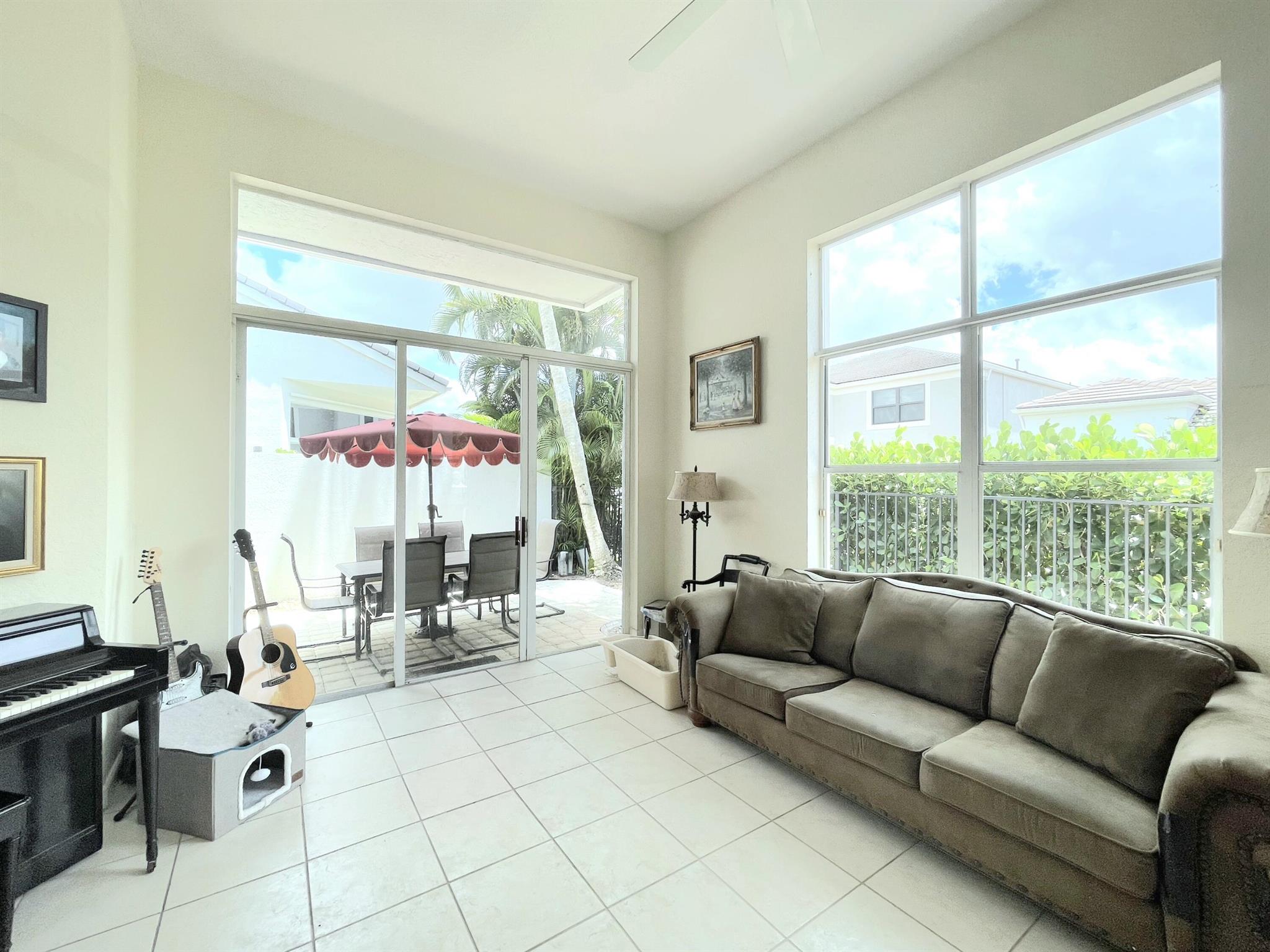 6616 NW 43rd Ter Boca Raton, FL 33496