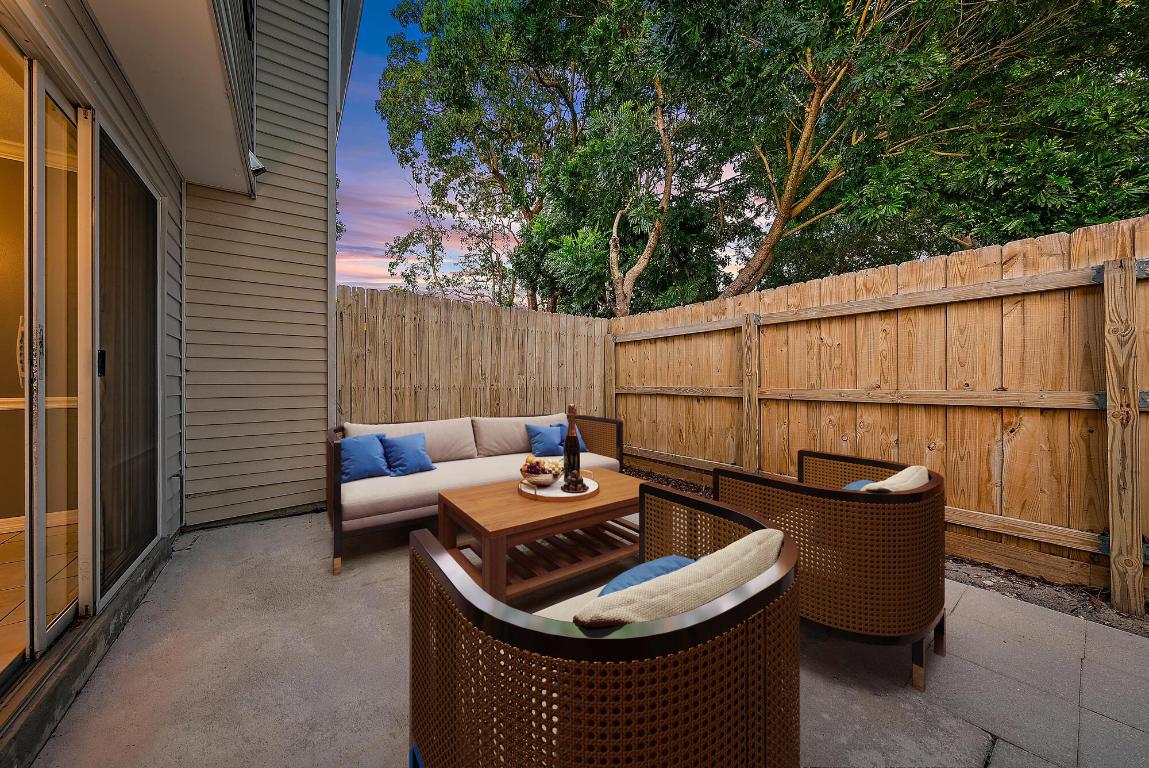 301 Georgian Park Dr Jupiter, FL 33458