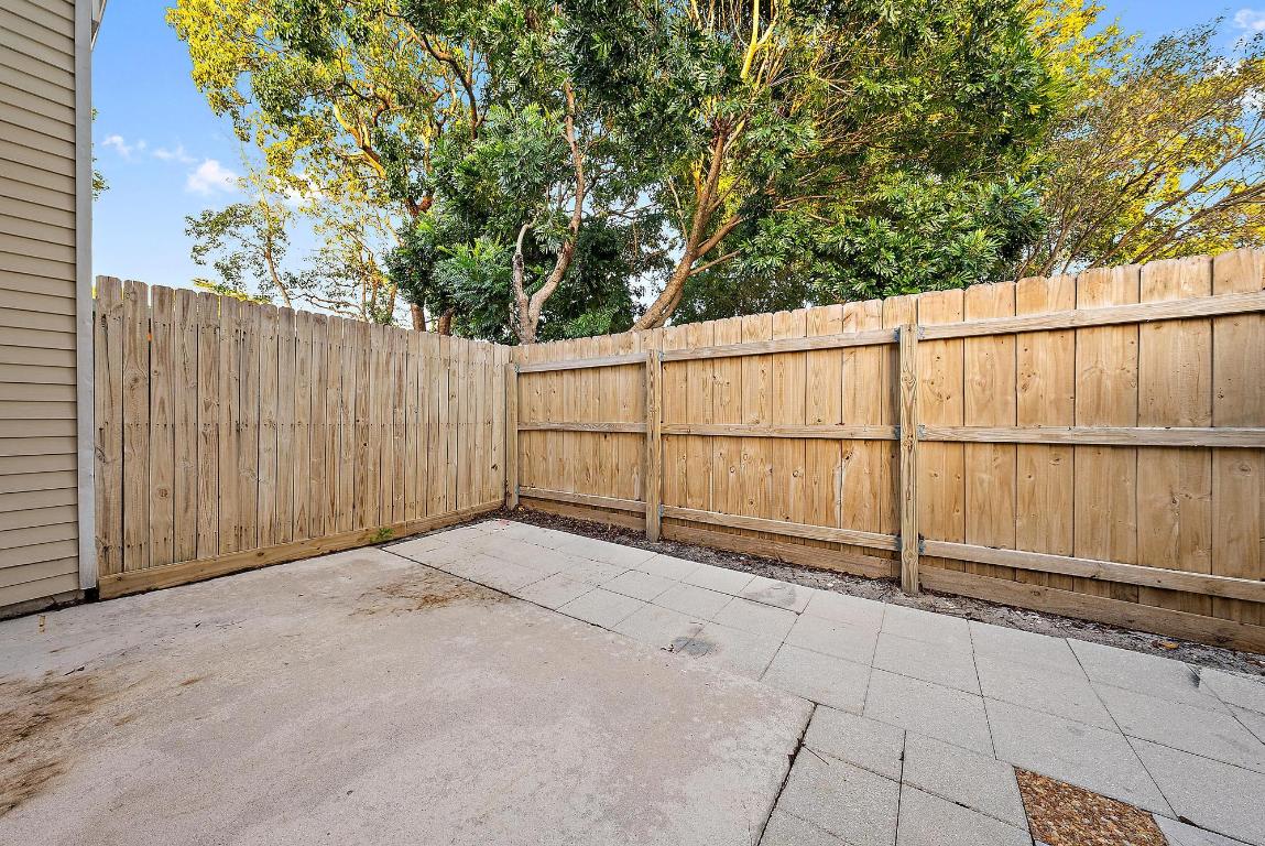 301 Georgian Park Dr Jupiter, FL 33458