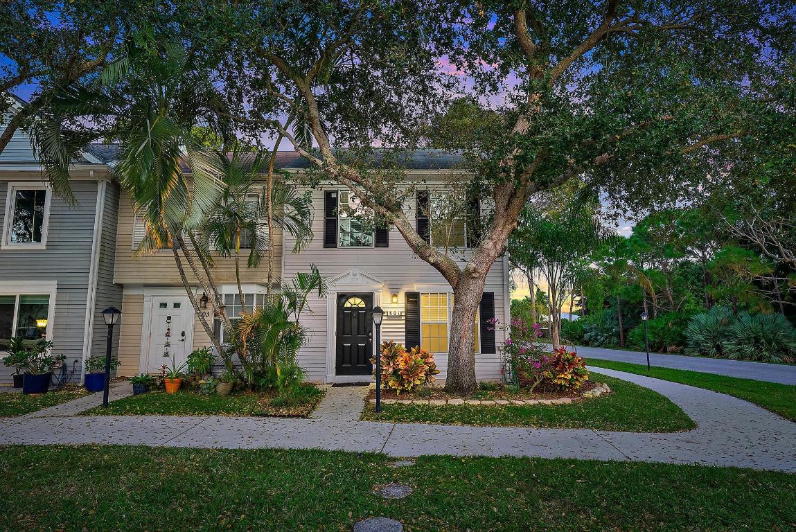 301 Georgian Park Dr Jupiter, FL 33458
