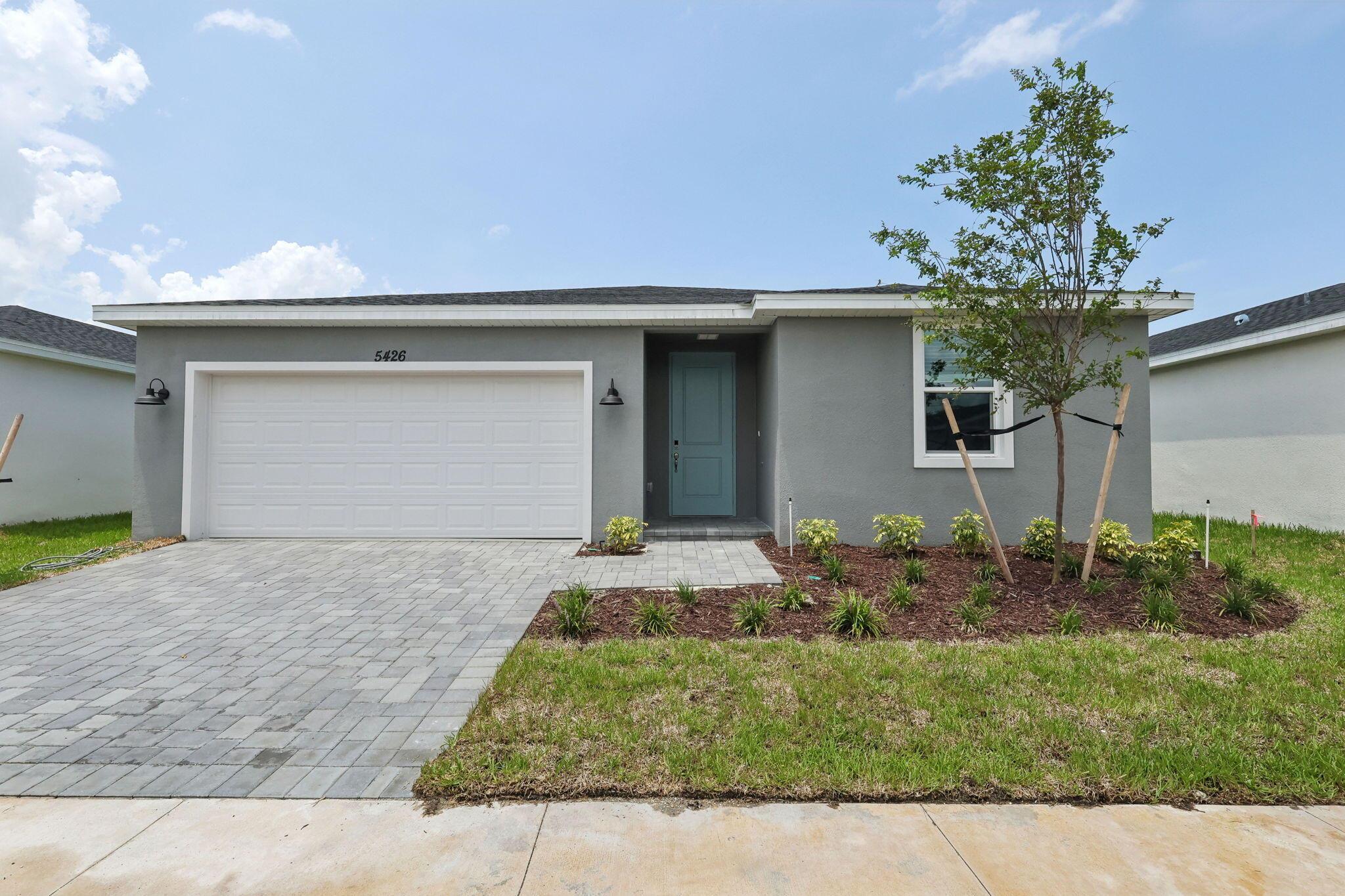 5426 Hampton Park Cir