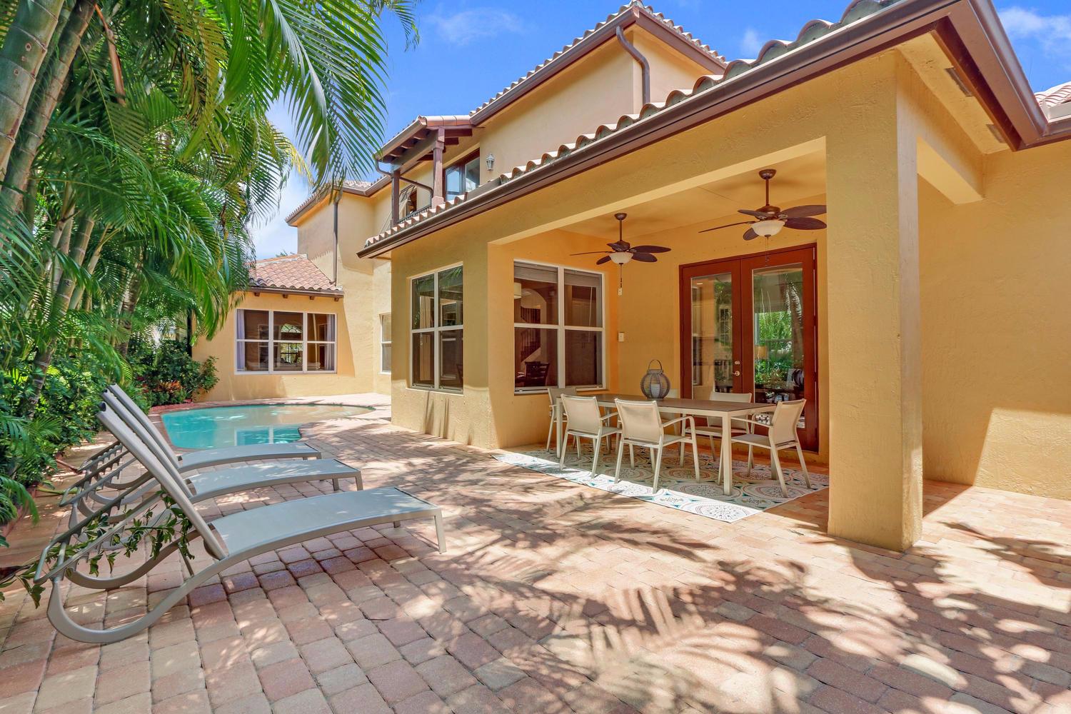 106 Santiago Dr Jupiter, FL 33458