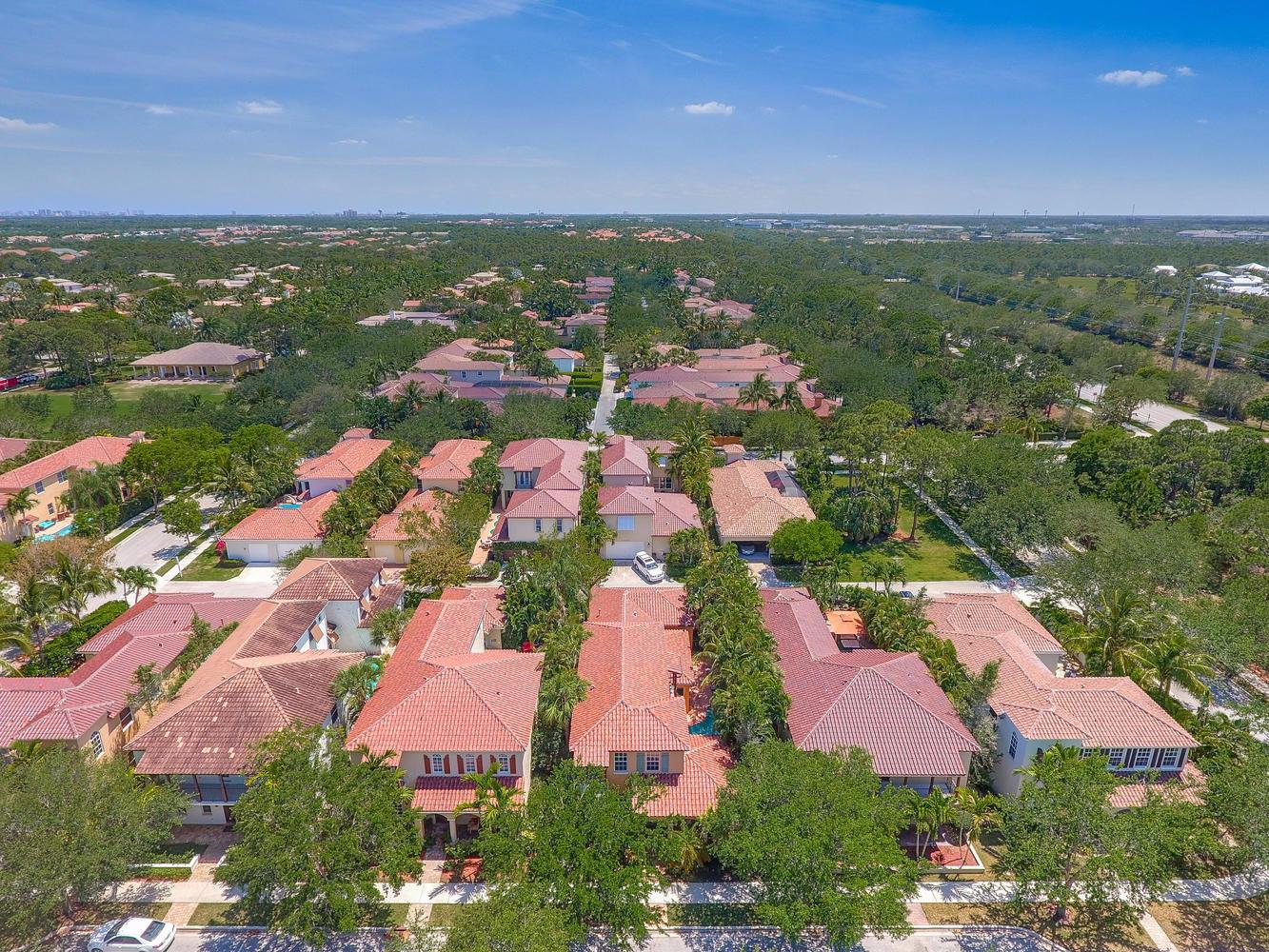 106 Santiago Dr Jupiter, FL 33458