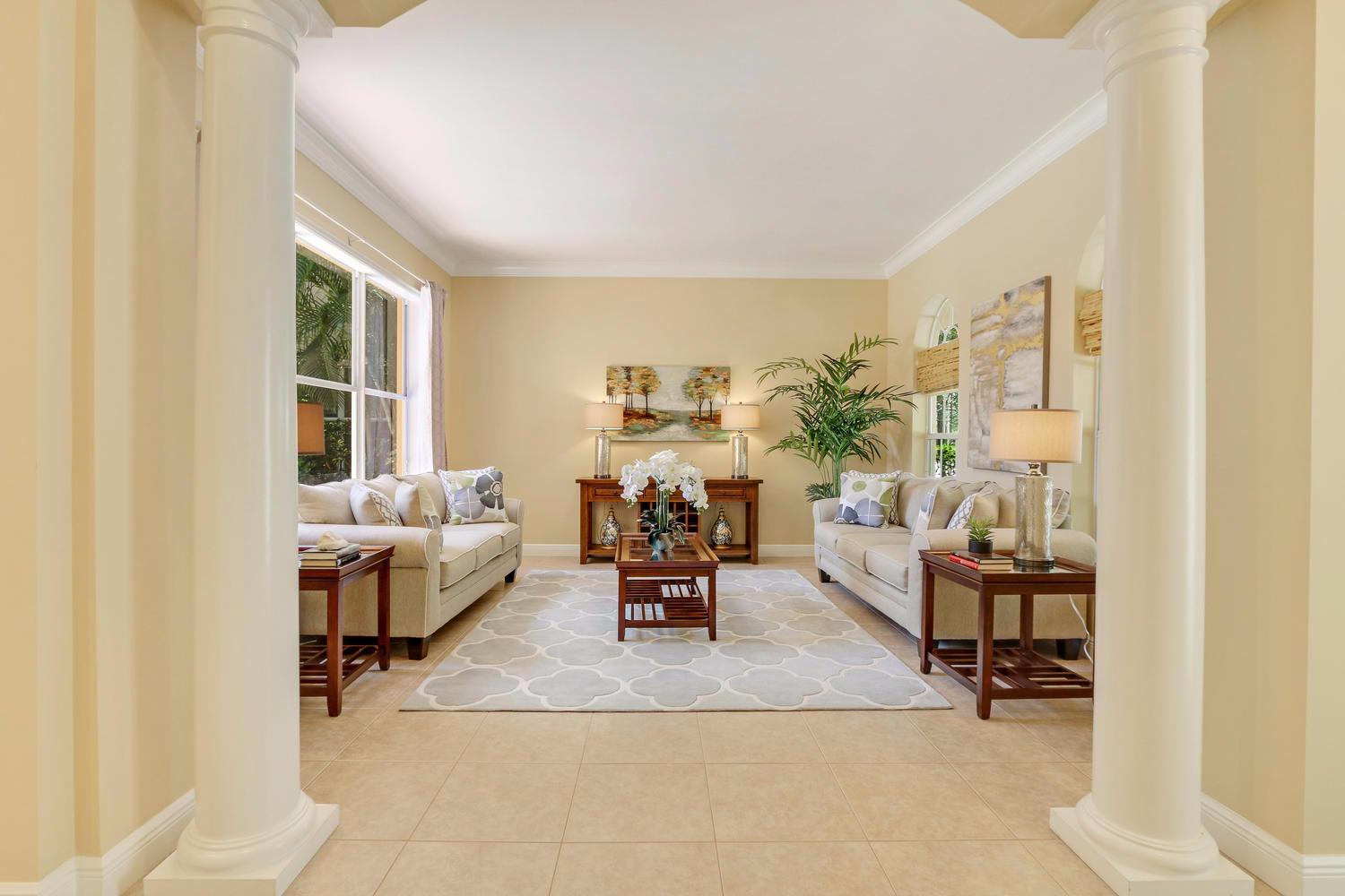 106 Santiago Dr Jupiter, FL 33458