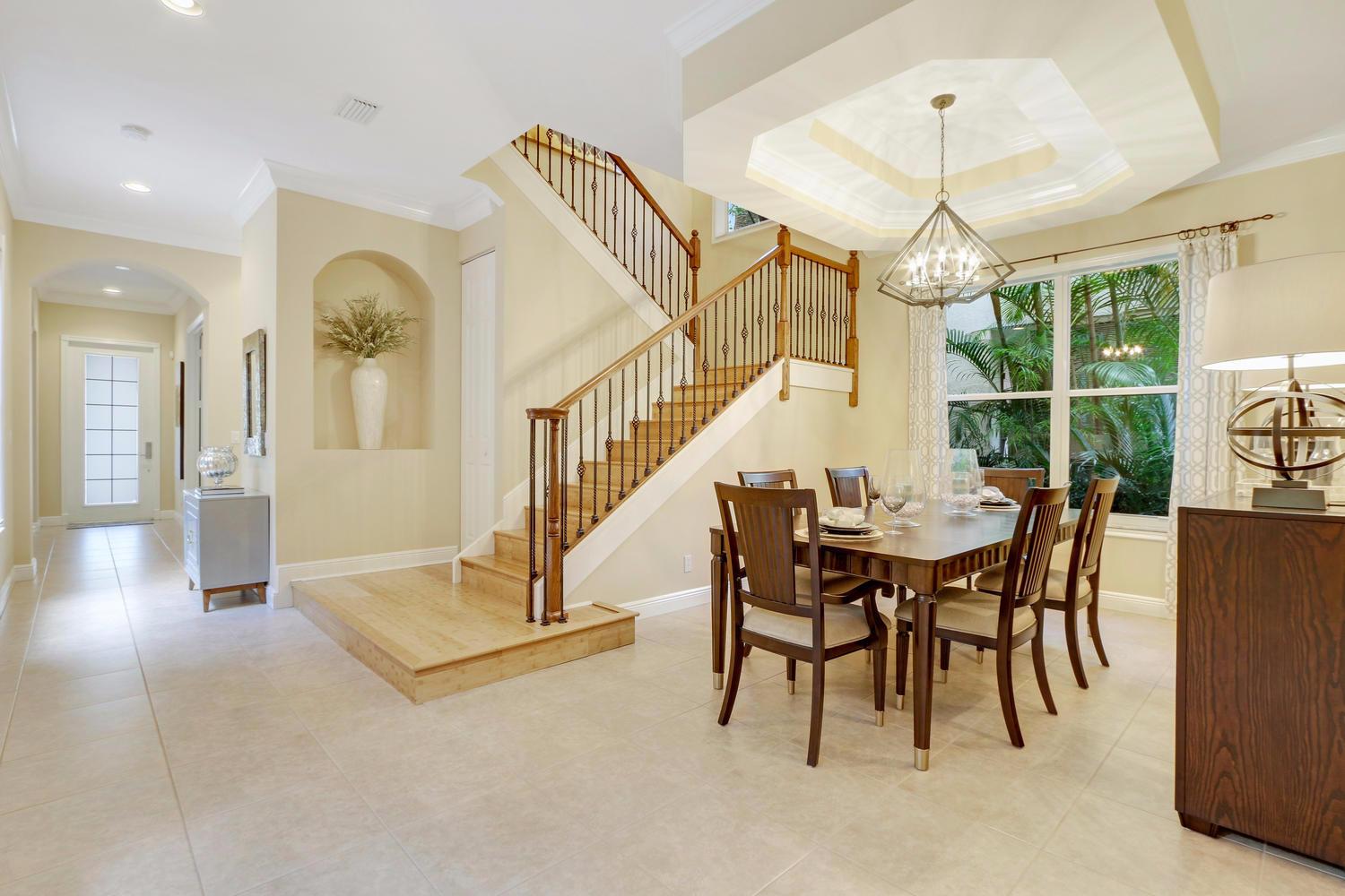 106 Santiago Dr Jupiter, FL 33458