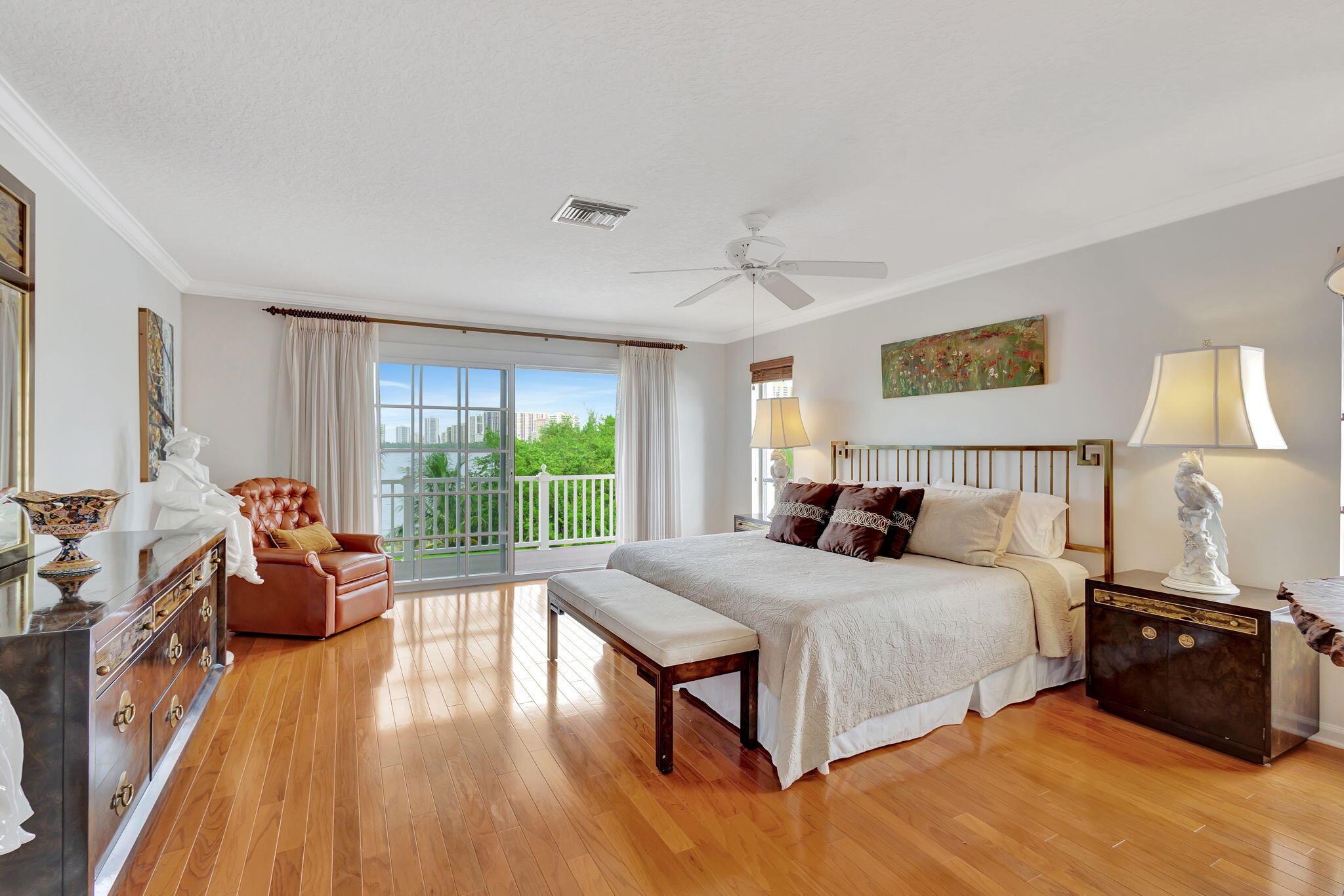 1141 Pine Pt Rd Riviera Beach, FL 33404