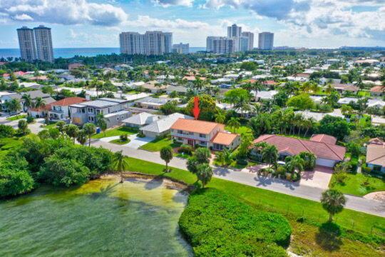 1141 Pine Pt Rd Riviera Beach, FL 33404