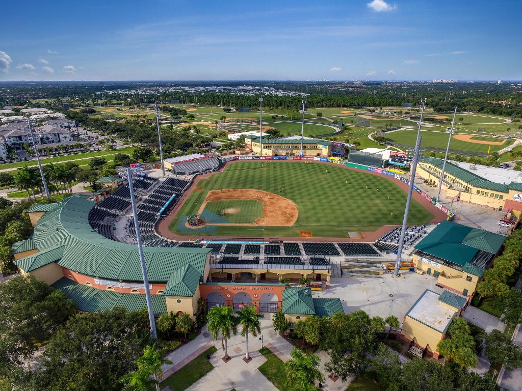 1200 Town Ctr #225 Jupiter, FL 33458