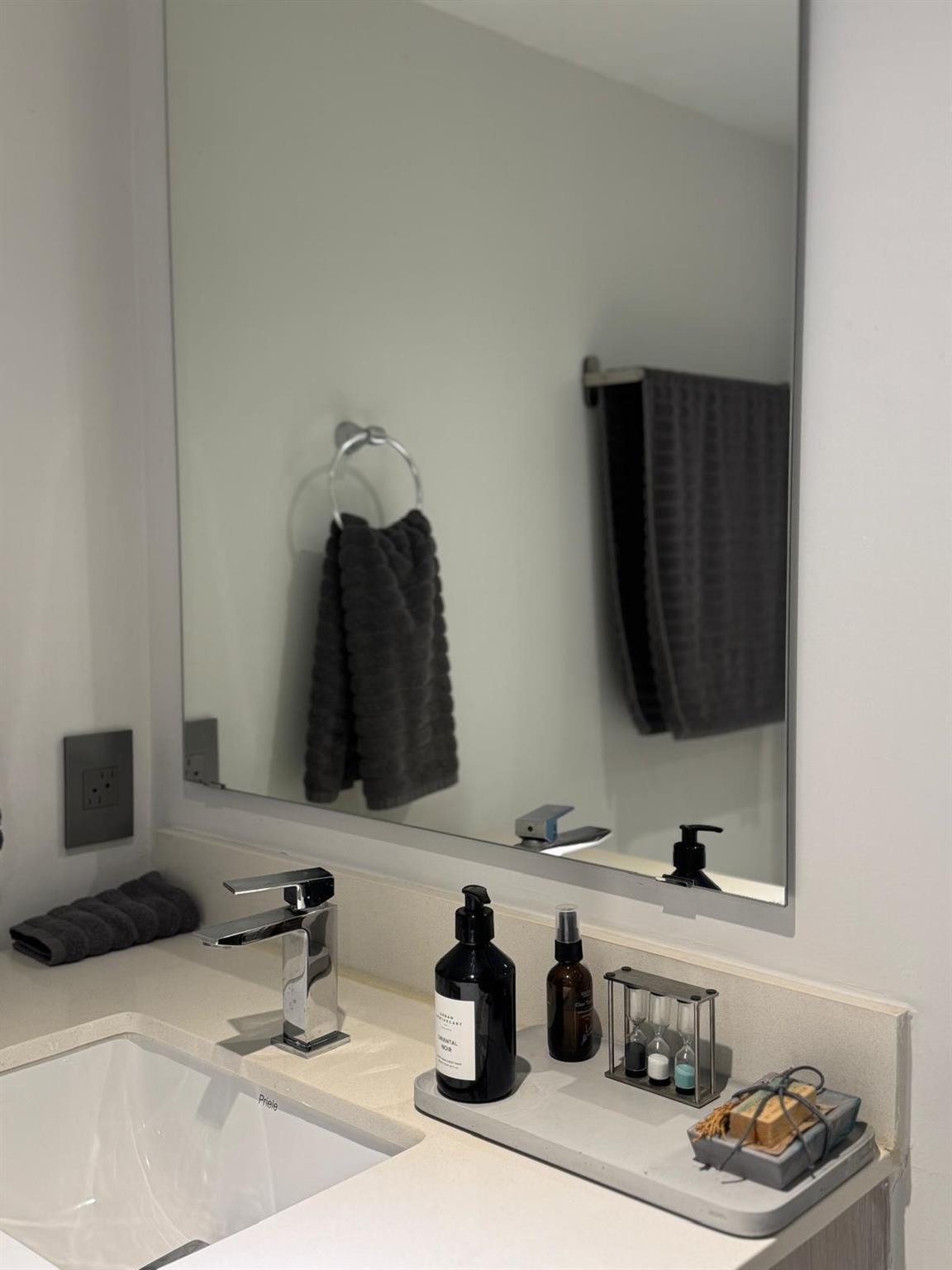 1133 102nd St #403 Bay Harbor Islands, FL 33154