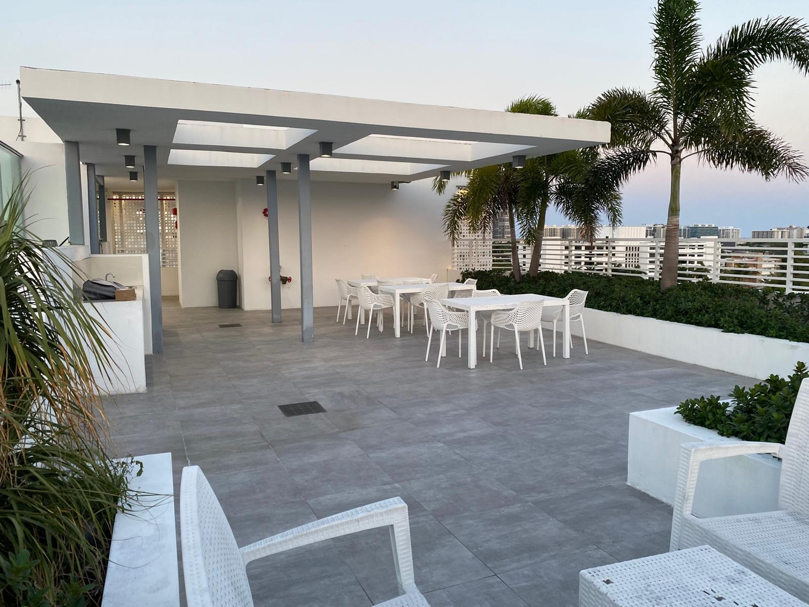 1133 102nd St #403 Bay Harbor Islands, FL 33154