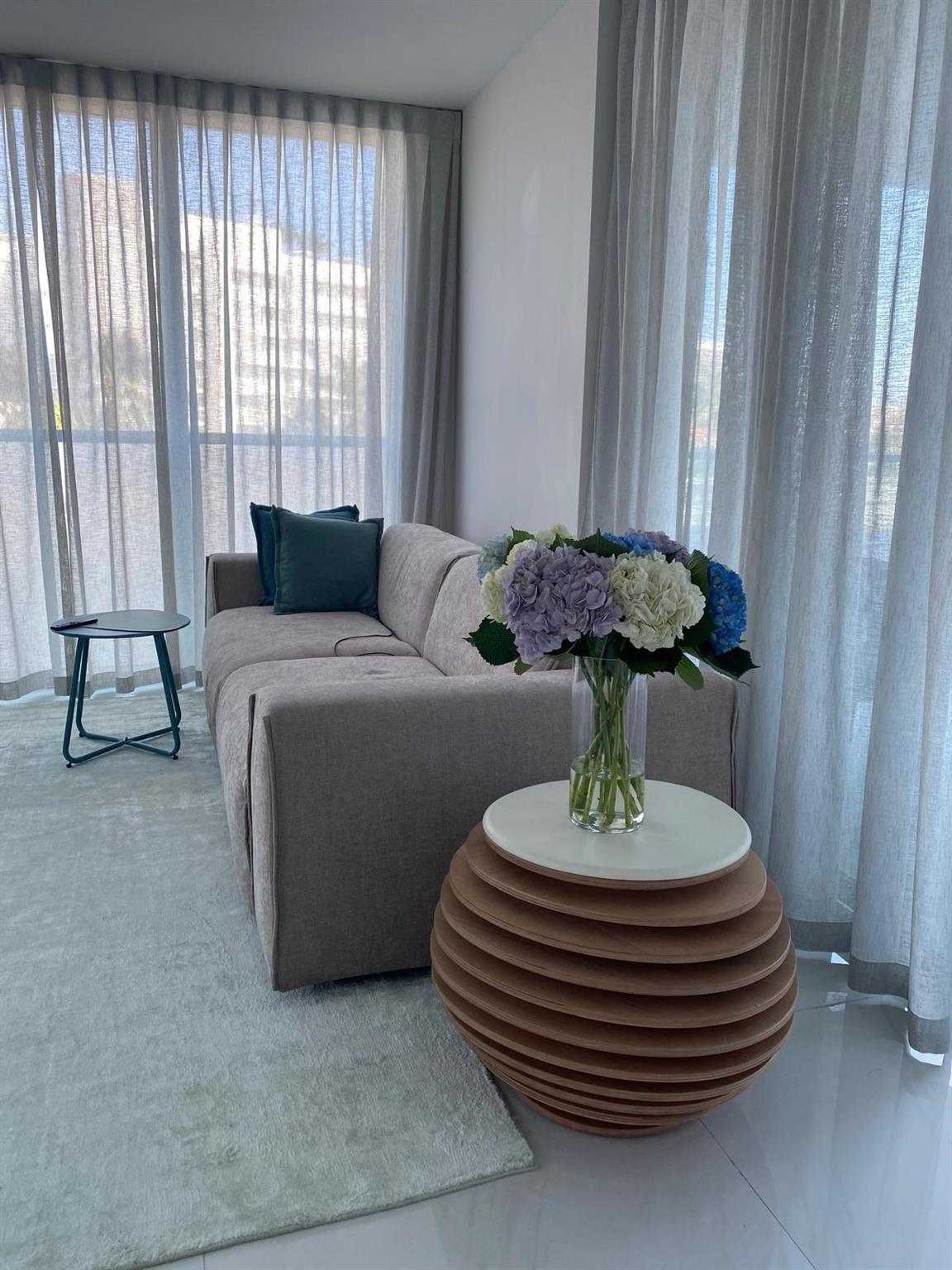 1133 102nd St #403 Bay Harbor Islands, FL 33154