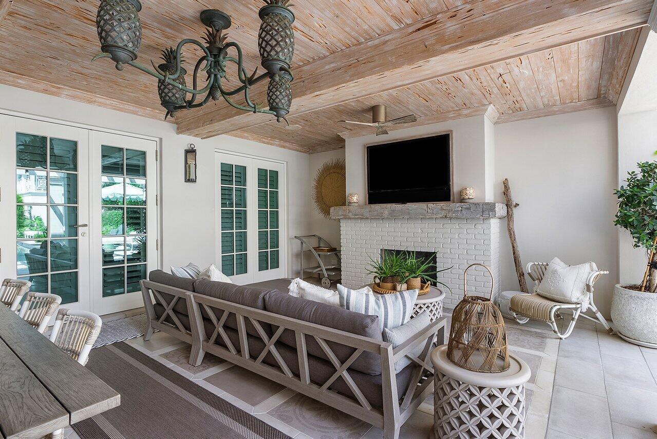 880 S Ocean Blvd Palm Beach, FL 33480