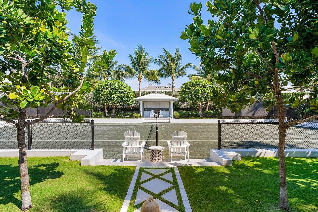 880 S Ocean Blvd Palm Beach, FL 33480