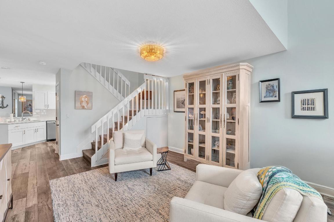 120 Ocean Dunes Jupiter, FL 33477