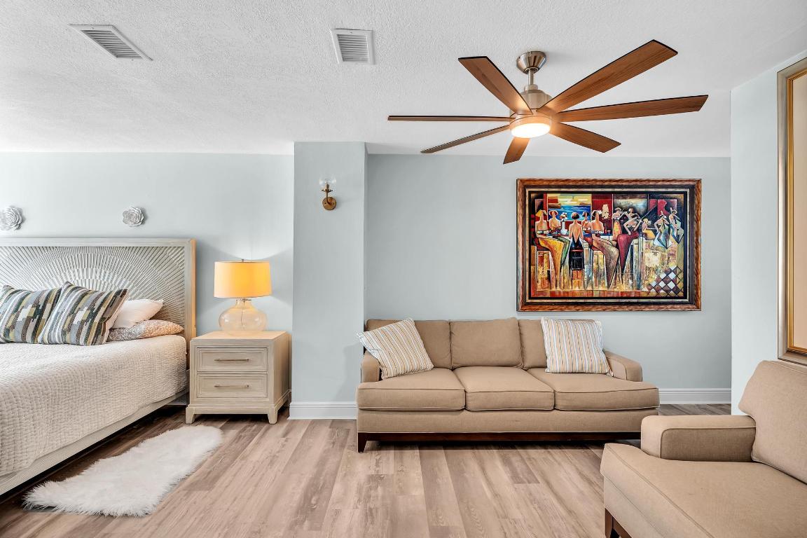 120 Ocean Dunes Jupiter, FL 33477