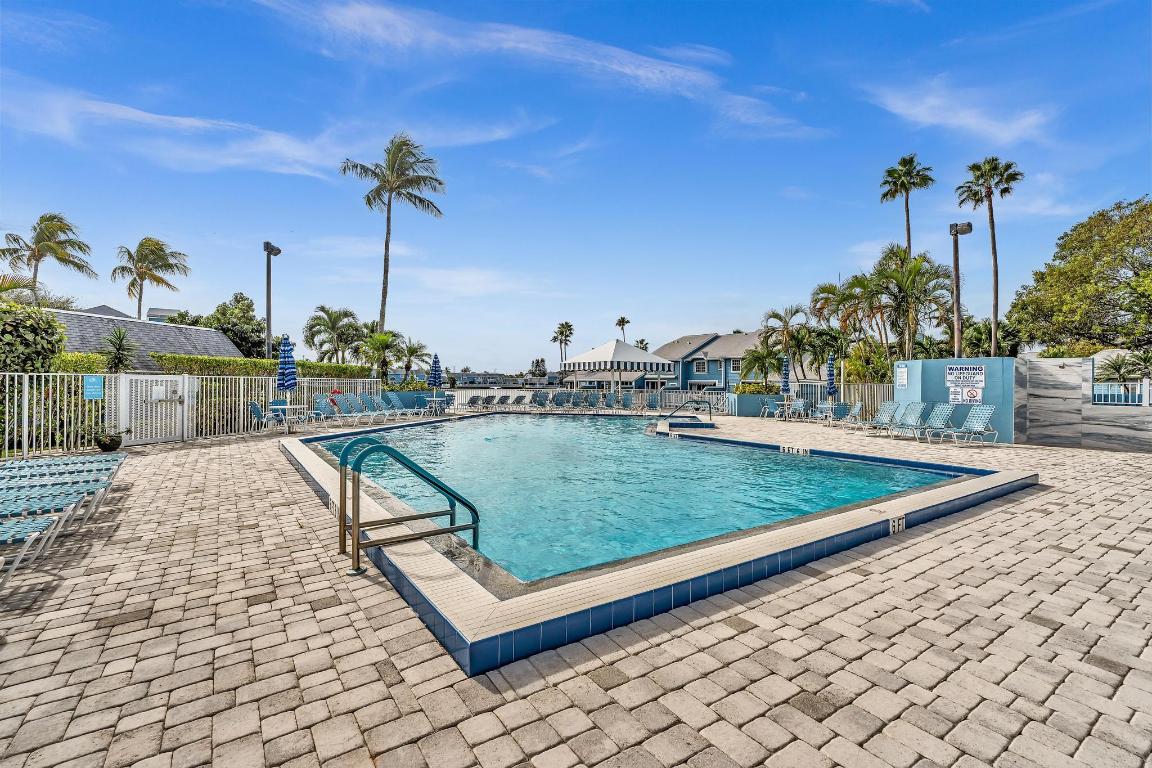 120 Ocean Dunes Jupiter, FL 33477
