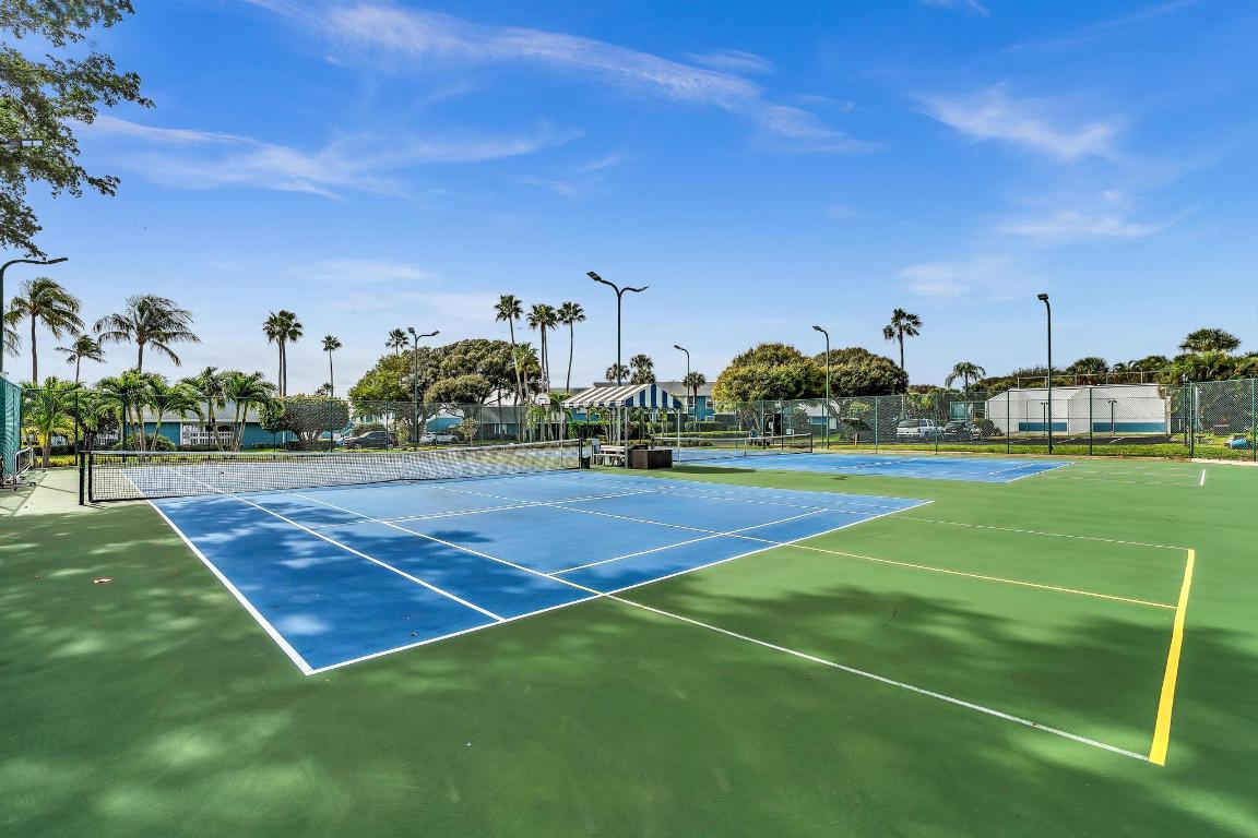 120 Ocean Dunes Jupiter, FL 33477