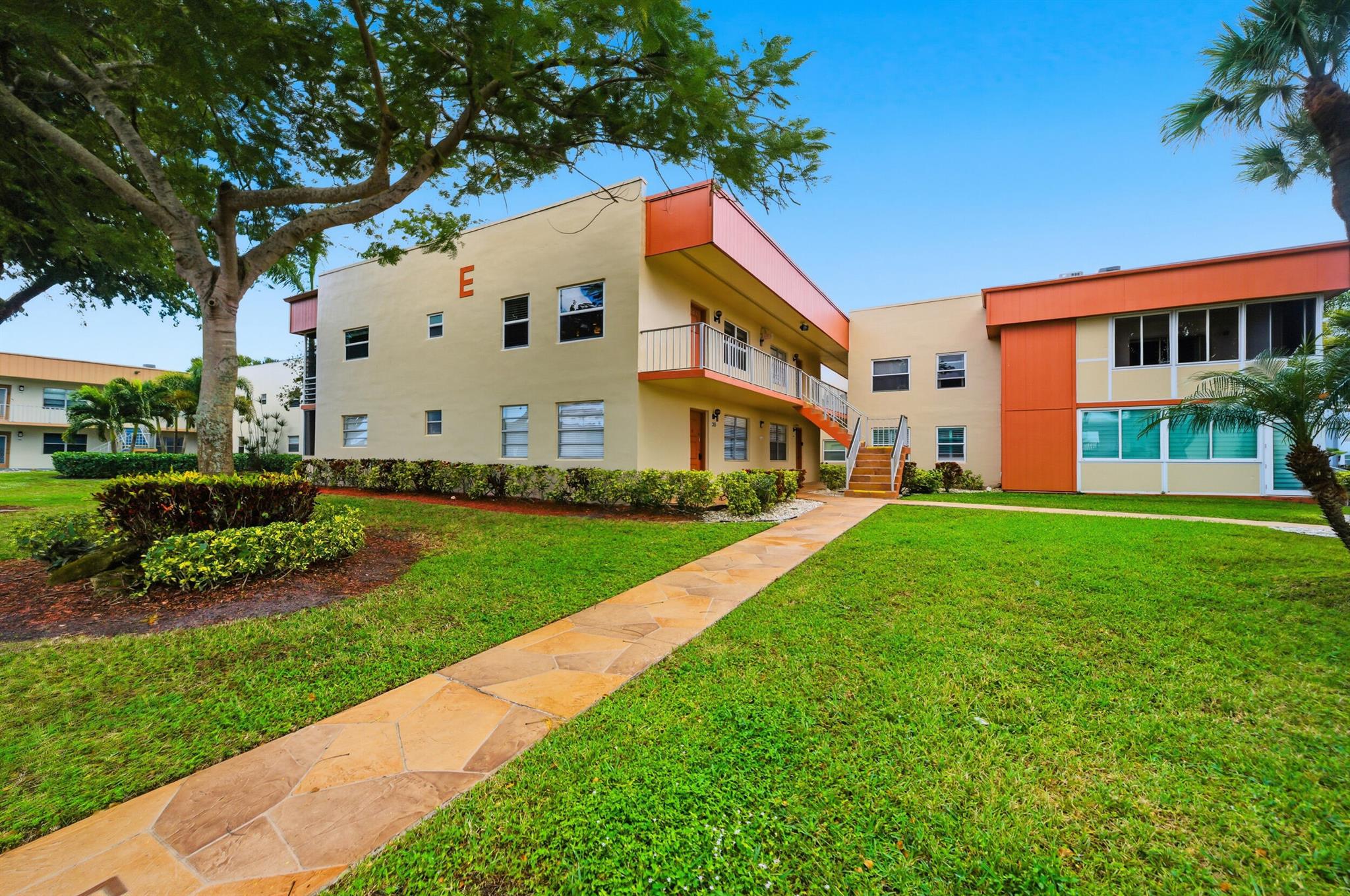 217 Piedmont Delray Beach, FL 33484