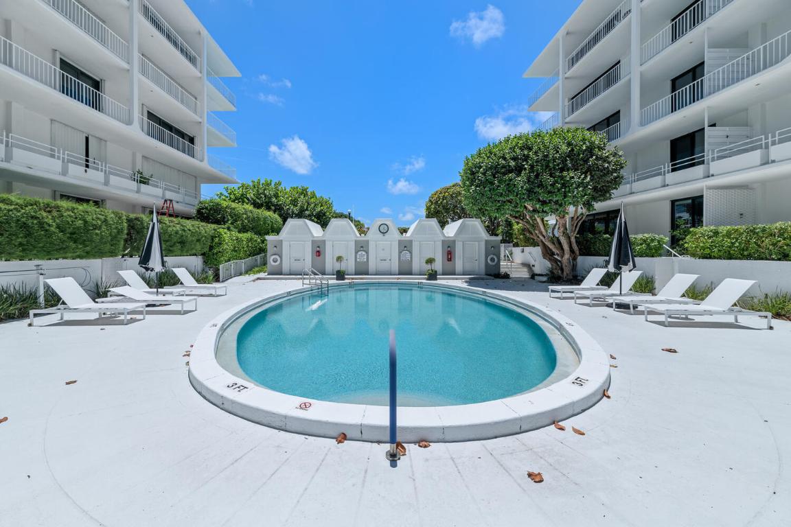 2170 Ibis Isle #8 Palm Beach, FL 33480