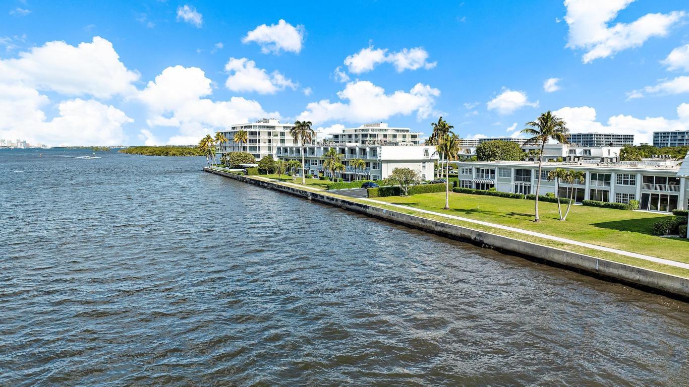 2170 Ibis Isle #8 Palm Beach, FL 33480