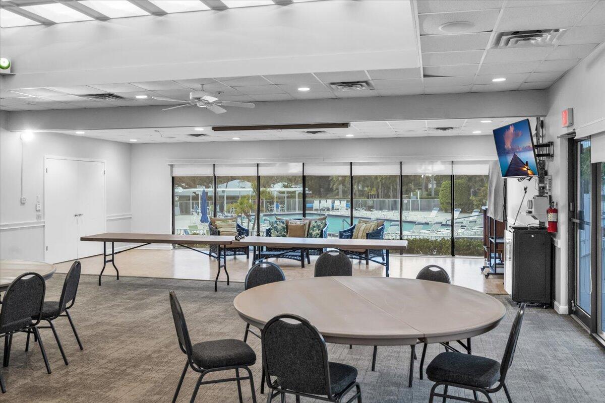 18081 SE Country Clb #35-348 Jupiter, FL 33469