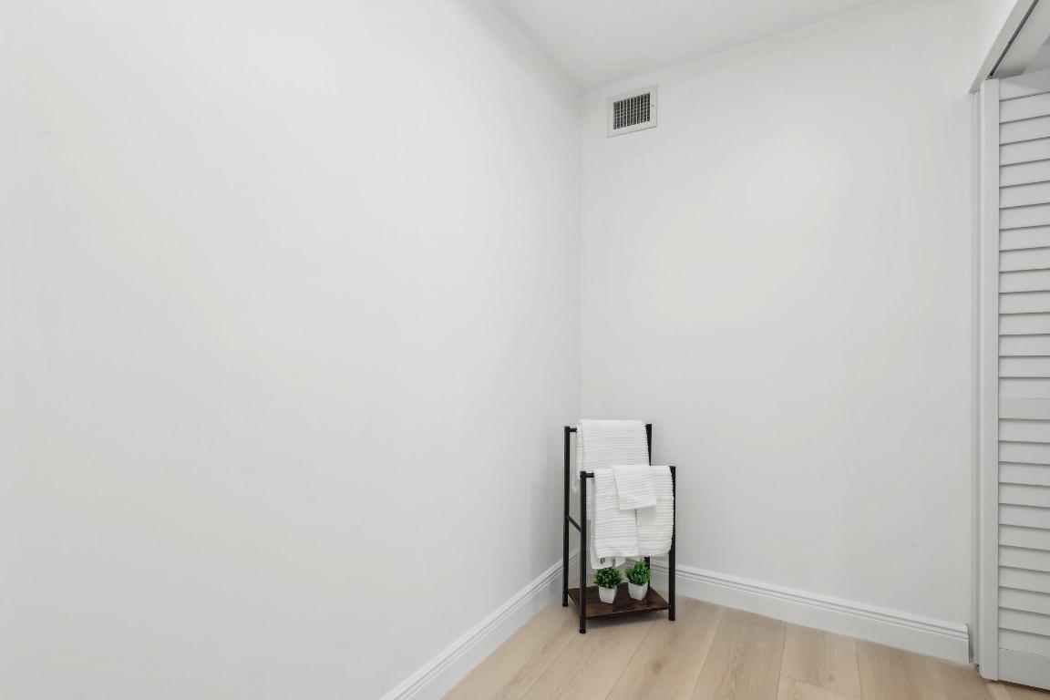 1601 Marina Isle Way #101 Jupiter, FL 33477