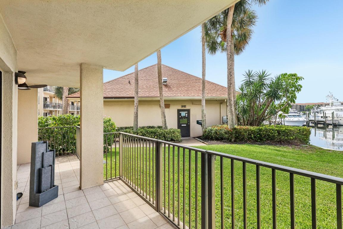 1601 Marina Isle Way #101 Jupiter, FL 33477