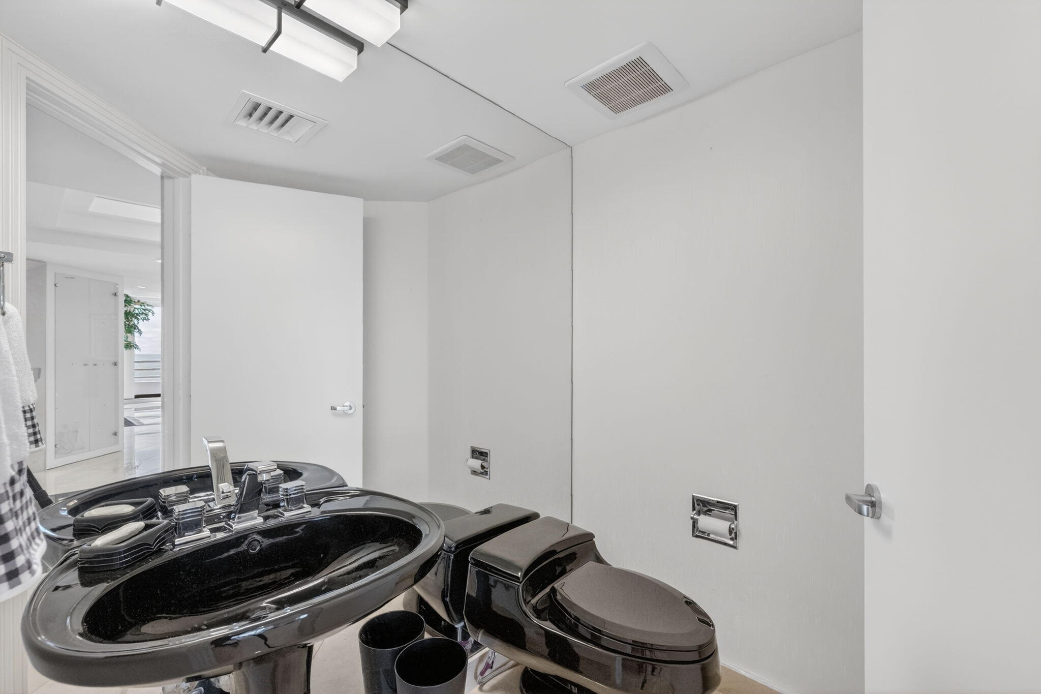 1500 S Ocean #606 Boca Raton, FL 33432