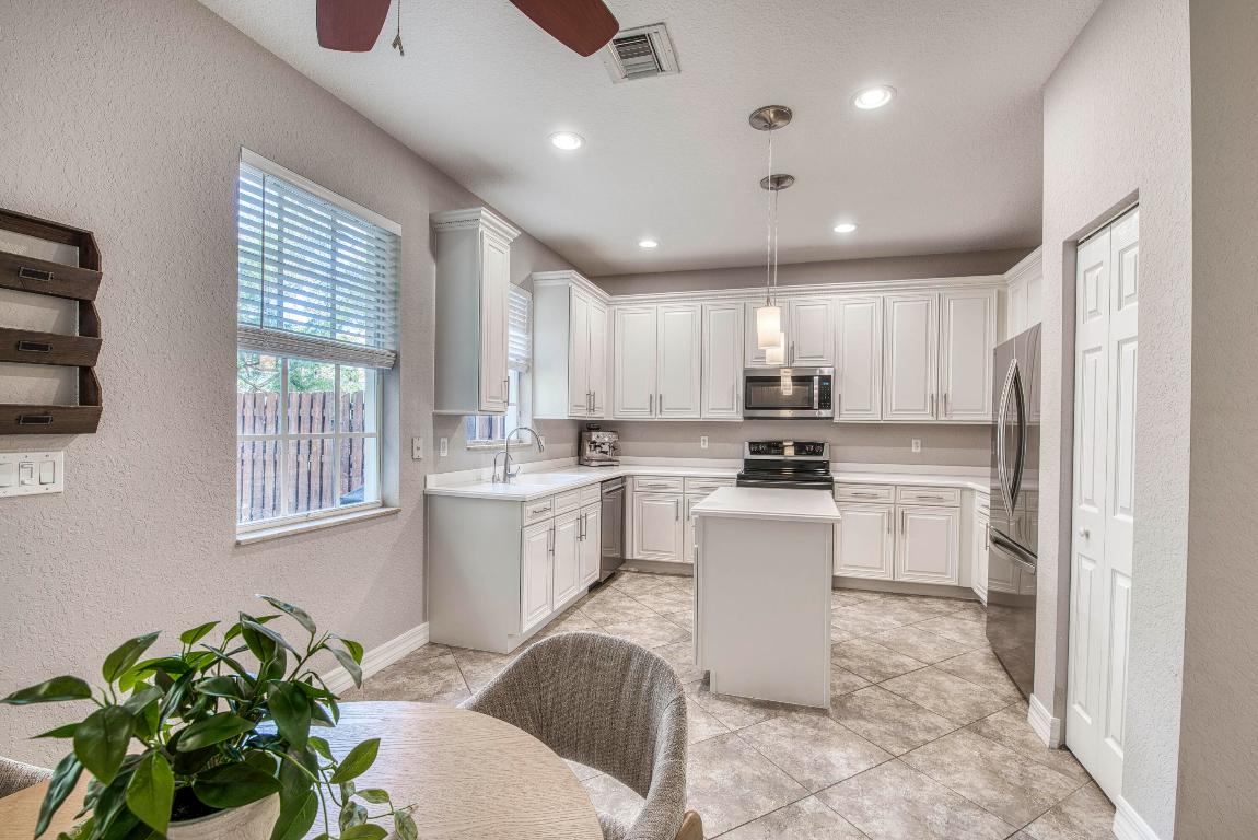 120 W Thatch Palm Jupiter, FL 33458