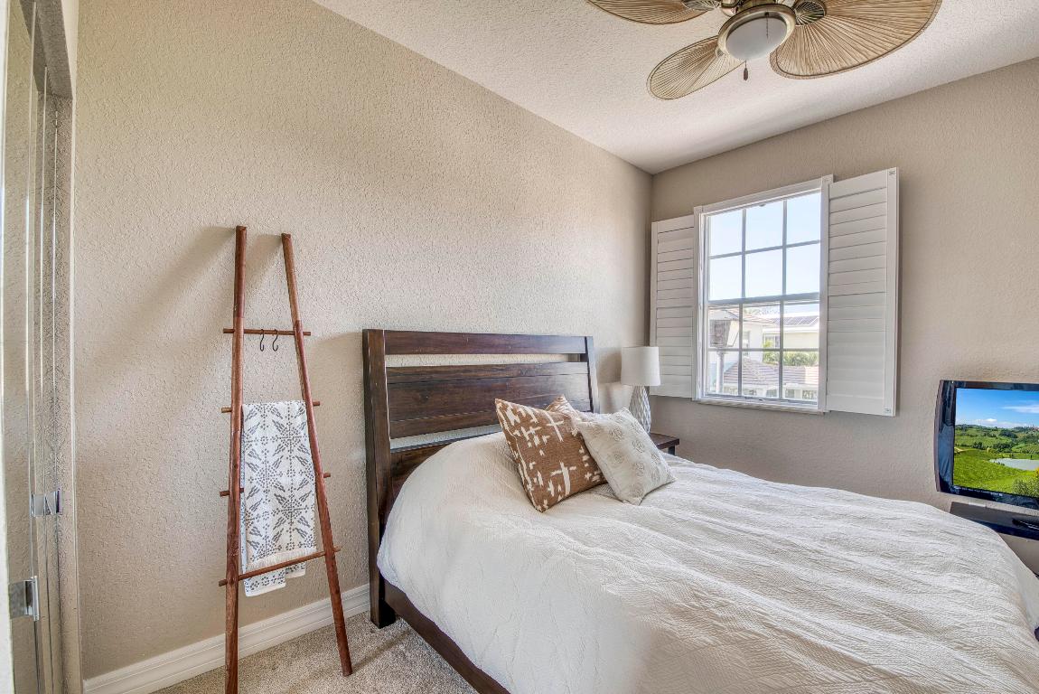 120 W Thatch Palm Jupiter, FL 33458